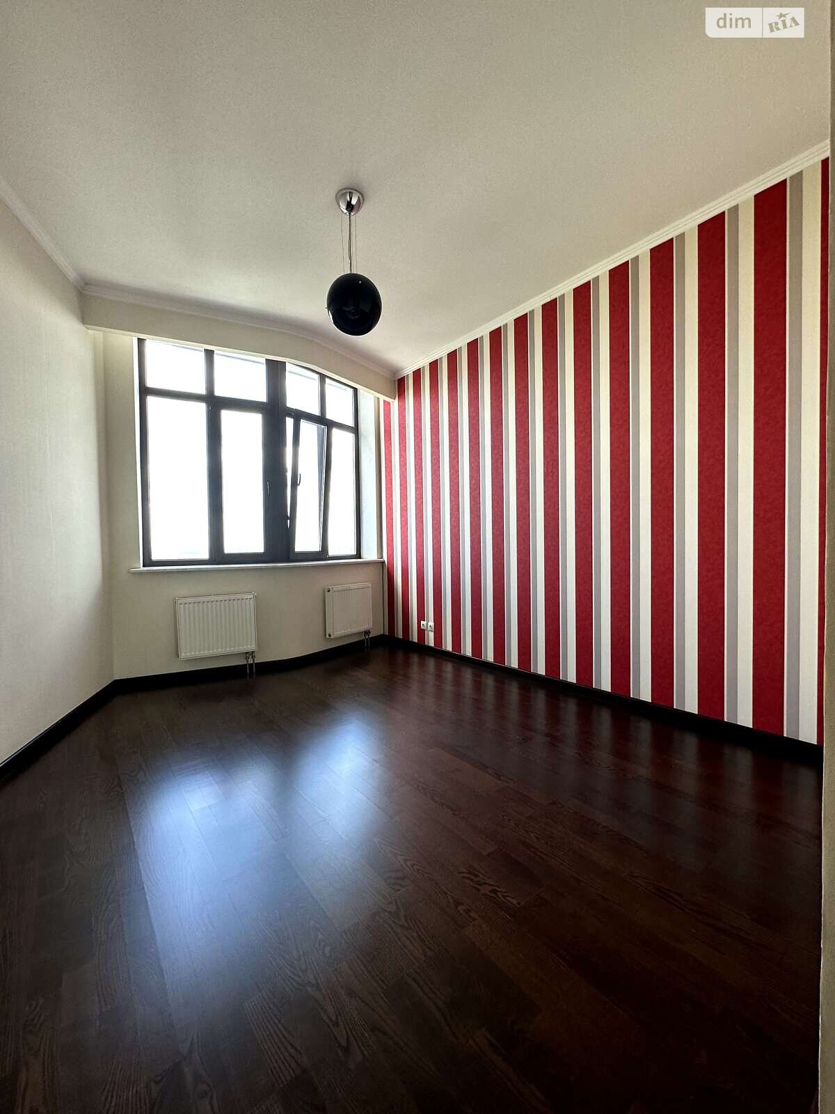 Продаж трикімнатної квартири в Харкові, на вул. Чайковська 6, район Нагірний (Київський) фото 1 Продаж трикімнатної квартири в Харкові, на вул. Чайковська 6, район Нагірний (Київський) фото 1