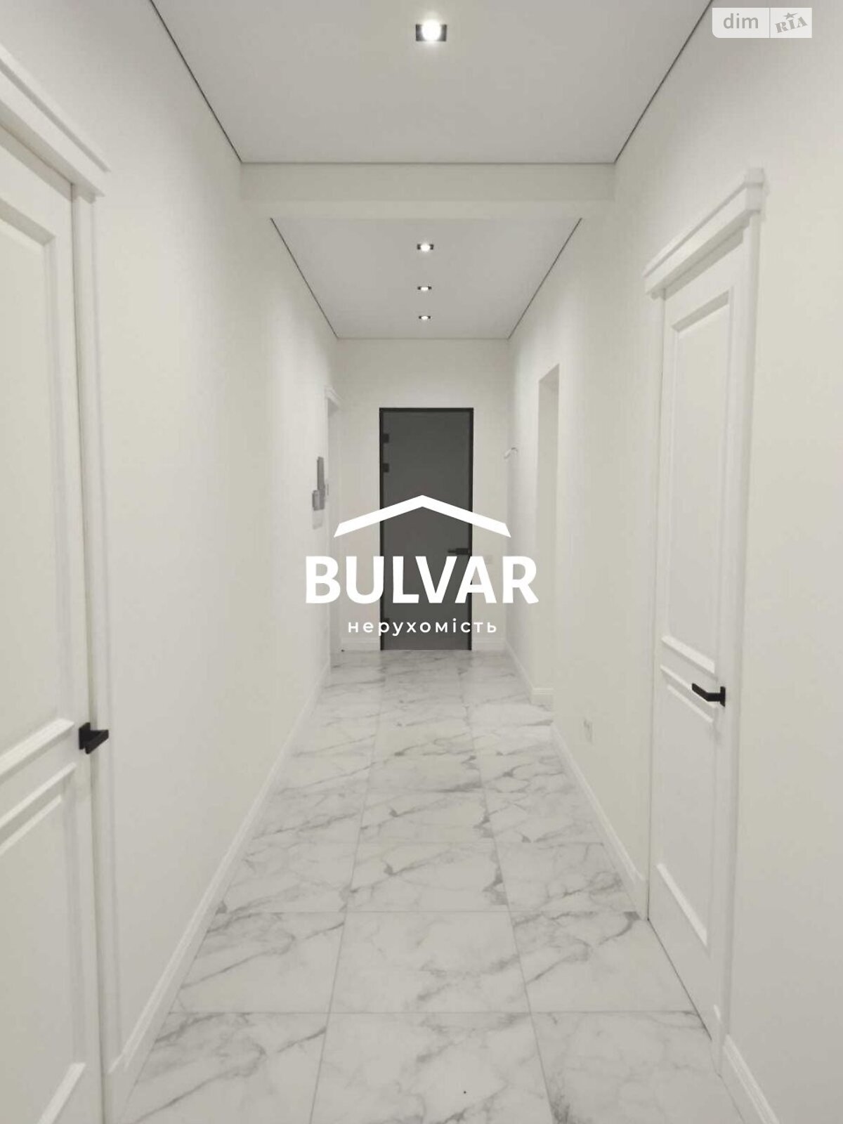 Продажа четырехкомнатной квартиры в Харькове, на ул. Динамовская 1, район Нагорный (Киевский) фото 1