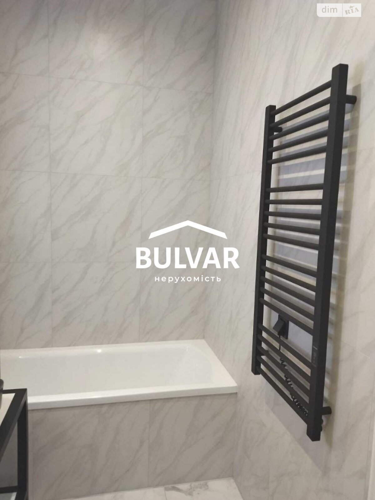 Продажа четырехкомнатной квартиры в Харькове, на ул. Динамовская 1, район Нагорный (Киевский) фото 1