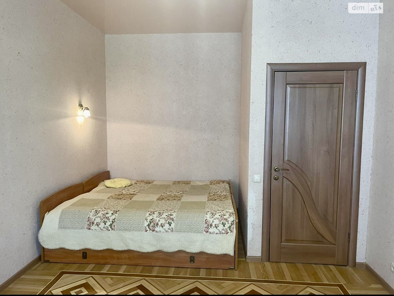 Продаж двокімнатної квартири в Харкові, на вул. Гіршмана 18, район Нагірний (Київський) фото 1 Продаж двокімнатної квартири в Харкові, на вул. Гіршмана 18, район Нагірний (Київський) фото 1