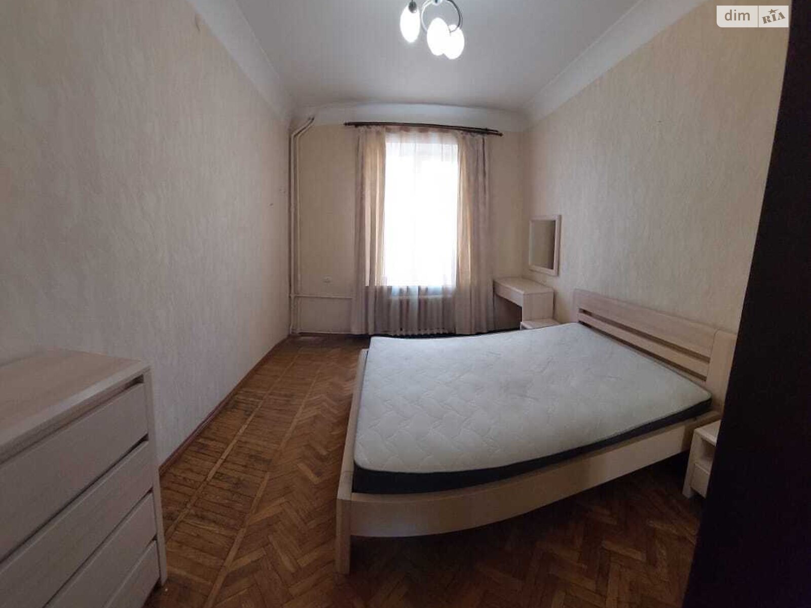 Продаж трикімнатної квартири в Харкові, на пров. Каплунівський 2, район Нагірний (Київський) фото 1 Продаж трикімнатної квартири в Харкові, на пров. Каплунівський 2, район Нагірний (Київський) фото 1