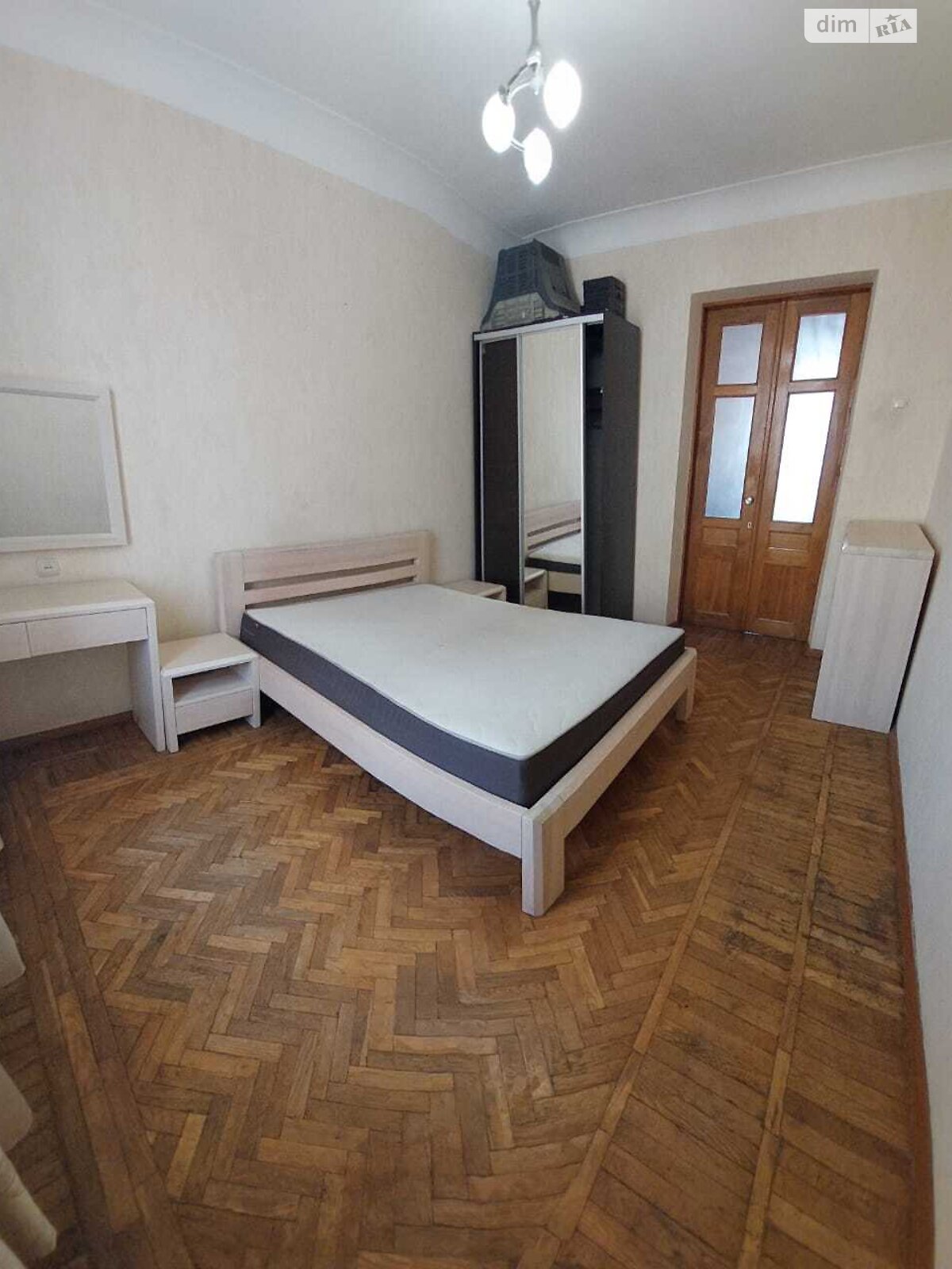 Продаж трикімнатної квартири в Харкові, на пров. Каплунівський 2, район Нагірний (Київський) фото 1 Продаж трикімнатної квартири в Харкові, на пров. Каплунівський 2, район Нагірний (Київський) фото 1
