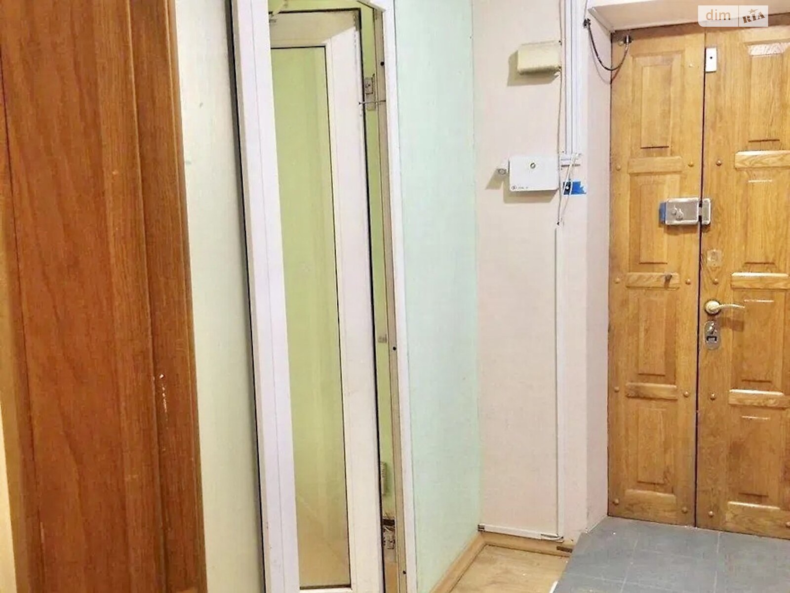 Продаж трикімнатної квартири в Харкові, на вул. Каразіна, район Нагірний (Київський) фото 1 Продаж трикімнатної квартири в Харкові, на вул. Каразіна, район Нагірний (Київський) фото 1