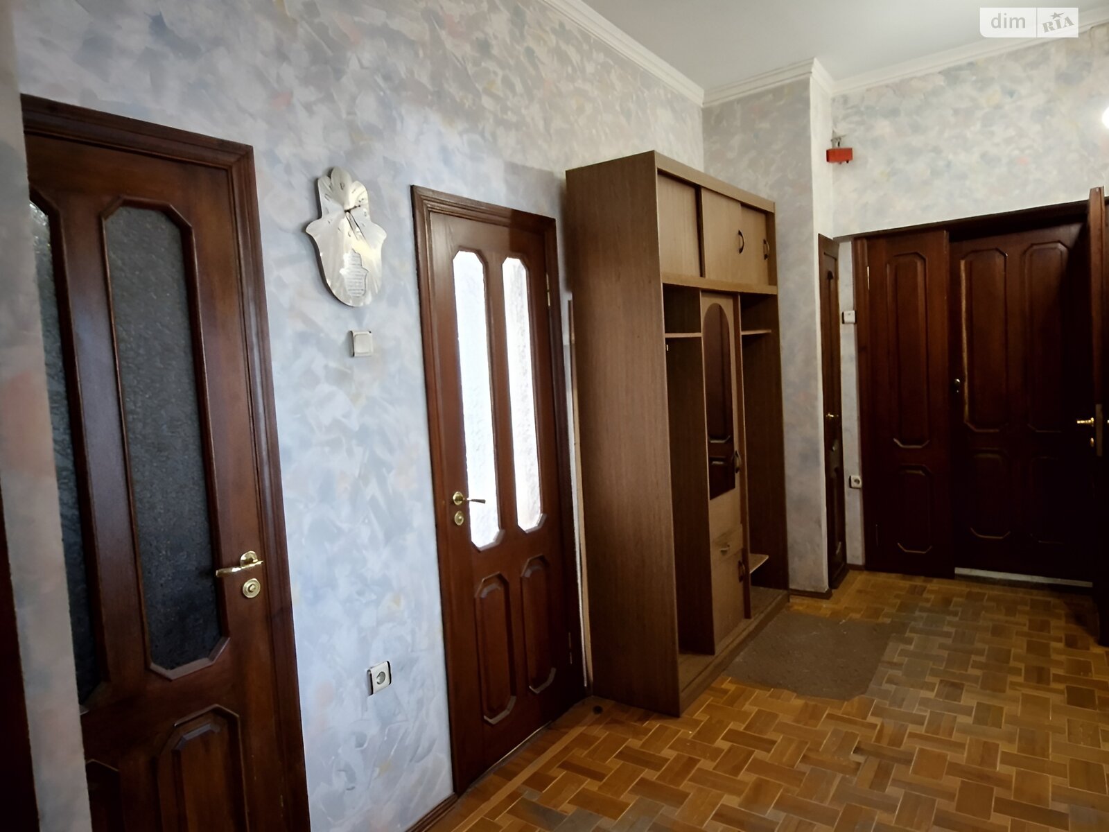 Продаж трикімнатної квартири в Харкові, на вул. Максиміліанівська 3, район Нагірний (Київський) фото 1 Продаж трикімнатної квартири в Харкові, на вул. Максиміліанівська 3, район Нагірний (Київський) фото 1