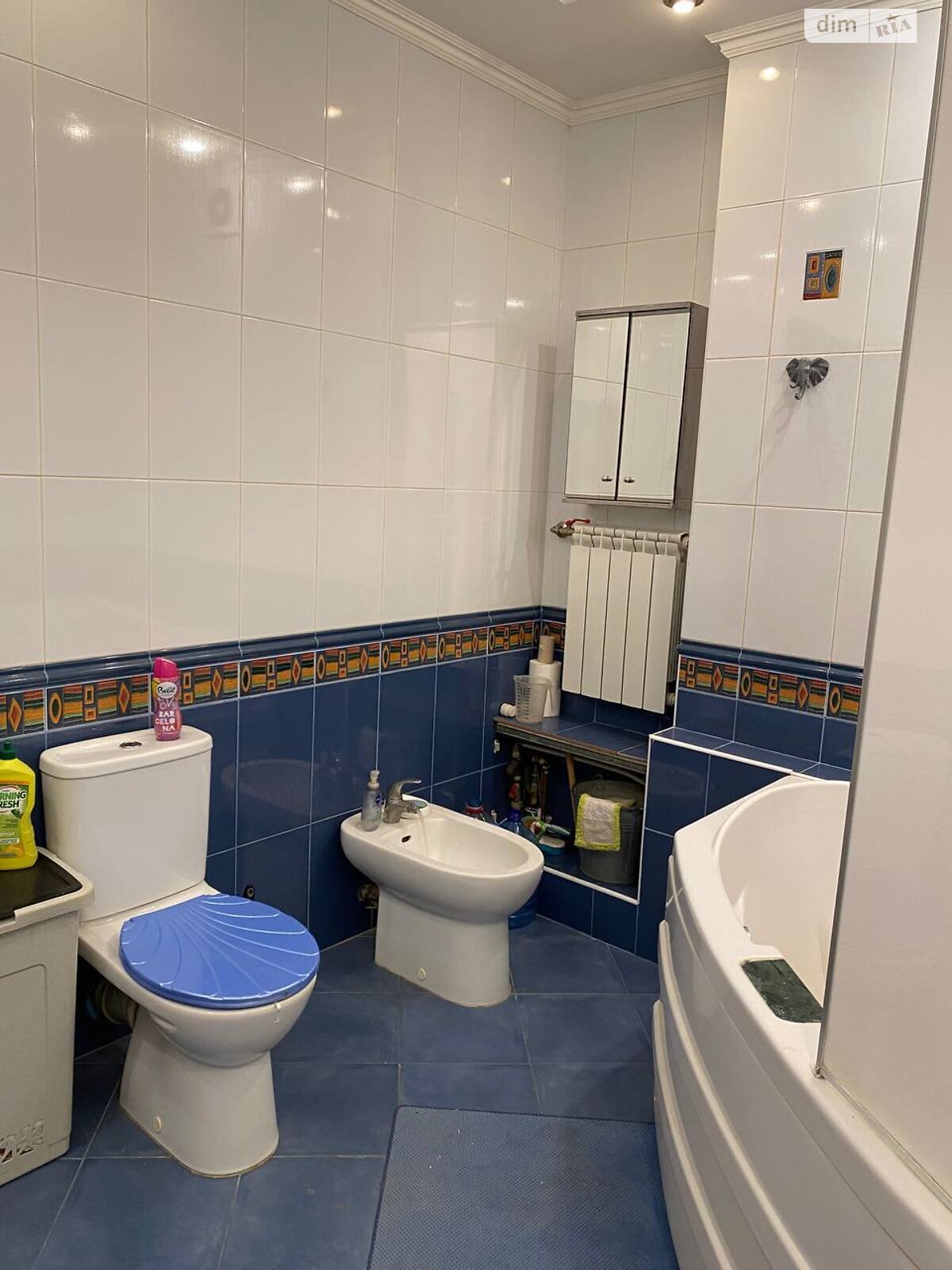 Продаж трикімнатної квартири в Харкові, на вул. Миколи Хвильового 11, район Нагірний (Київський) фото 1 Продаж трикімнатної квартири в Харкові, на вул. Миколи Хвильового 11, район Нагірний (Київський) фото 1