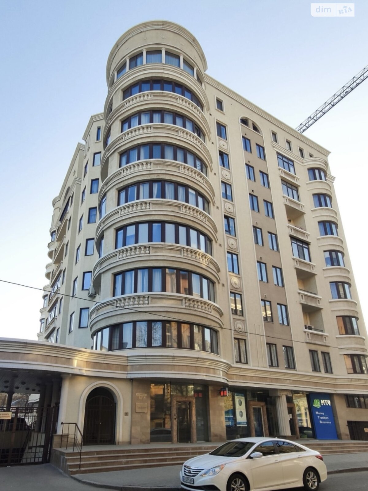 Продаж трикімнатної квартири в Харкові, на вул. Свободи 36А, район Нагірний (Київський) фото 1 Продаж трикімнатної квартири в Харкові, на вул. Свободи 36А, район Нагірний (Київський) фото 1
