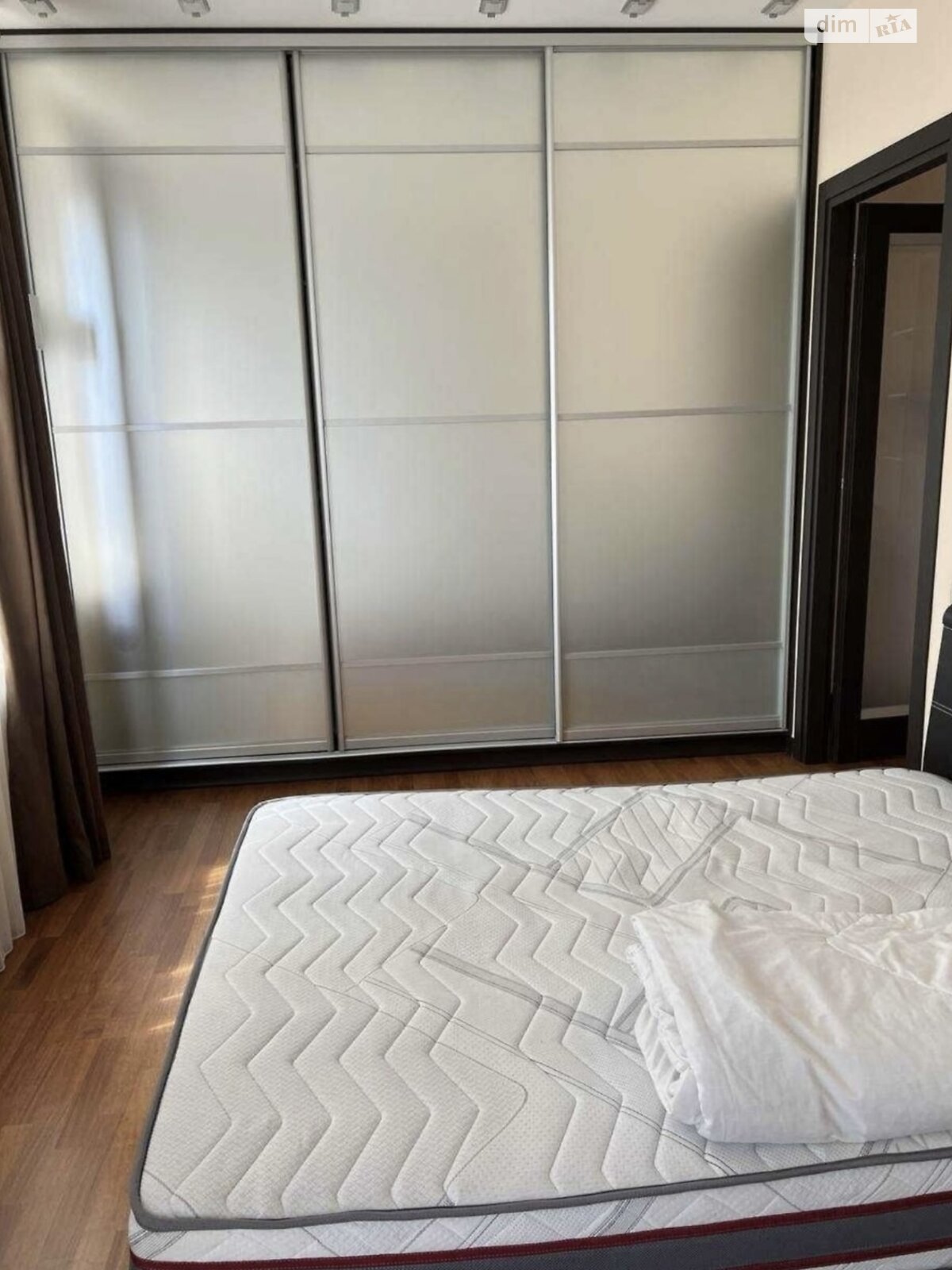 Продаж трикімнатної квартири в Харкові, на вул. Свободи 36А, район Нагірний (Київський) фото 1 Продаж трикімнатної квартири в Харкові, на вул. Свободи 36А, район Нагірний (Київський) фото 1