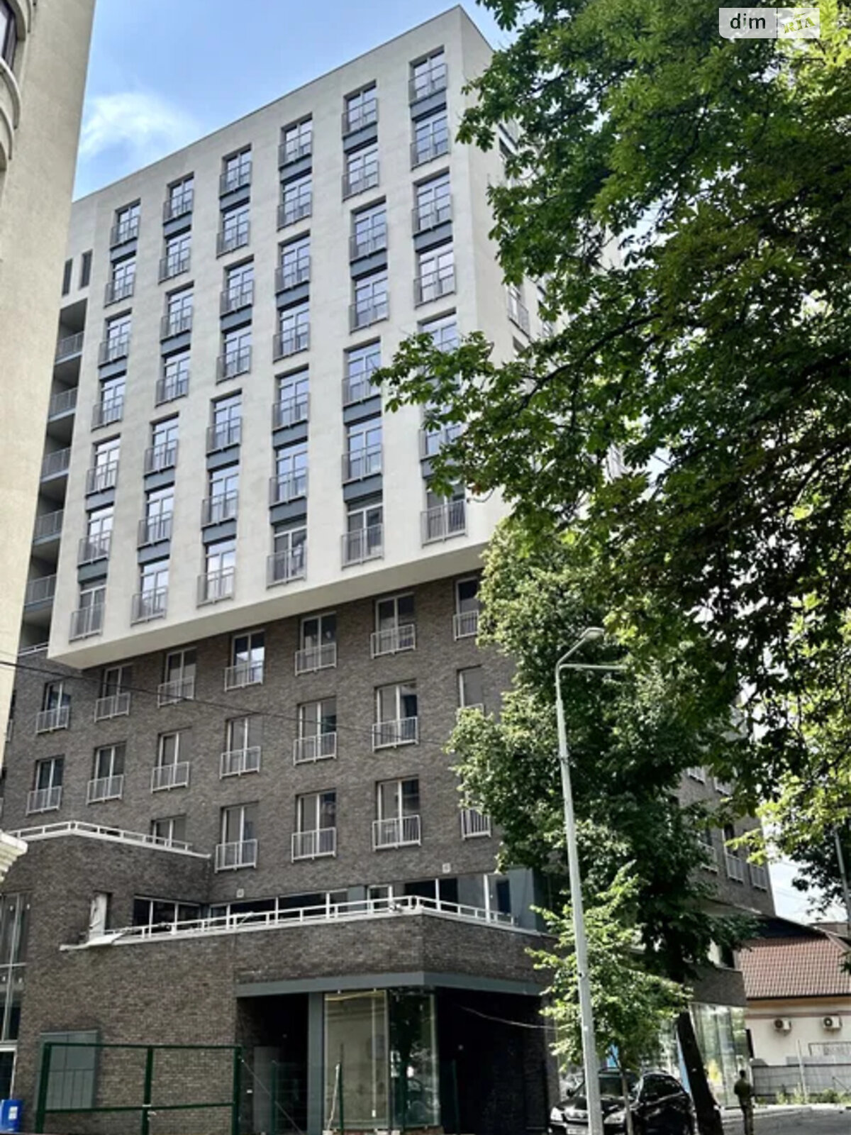 Продажа трехкомнатной квартиры в Харькове, на ул. Свободы 36, район Нагорный (Киевский) фото 1 Продажа трехкомнатной квартиры в Харькове, на ул. Свободы 36, район Нагорный (Киевский) фото 1