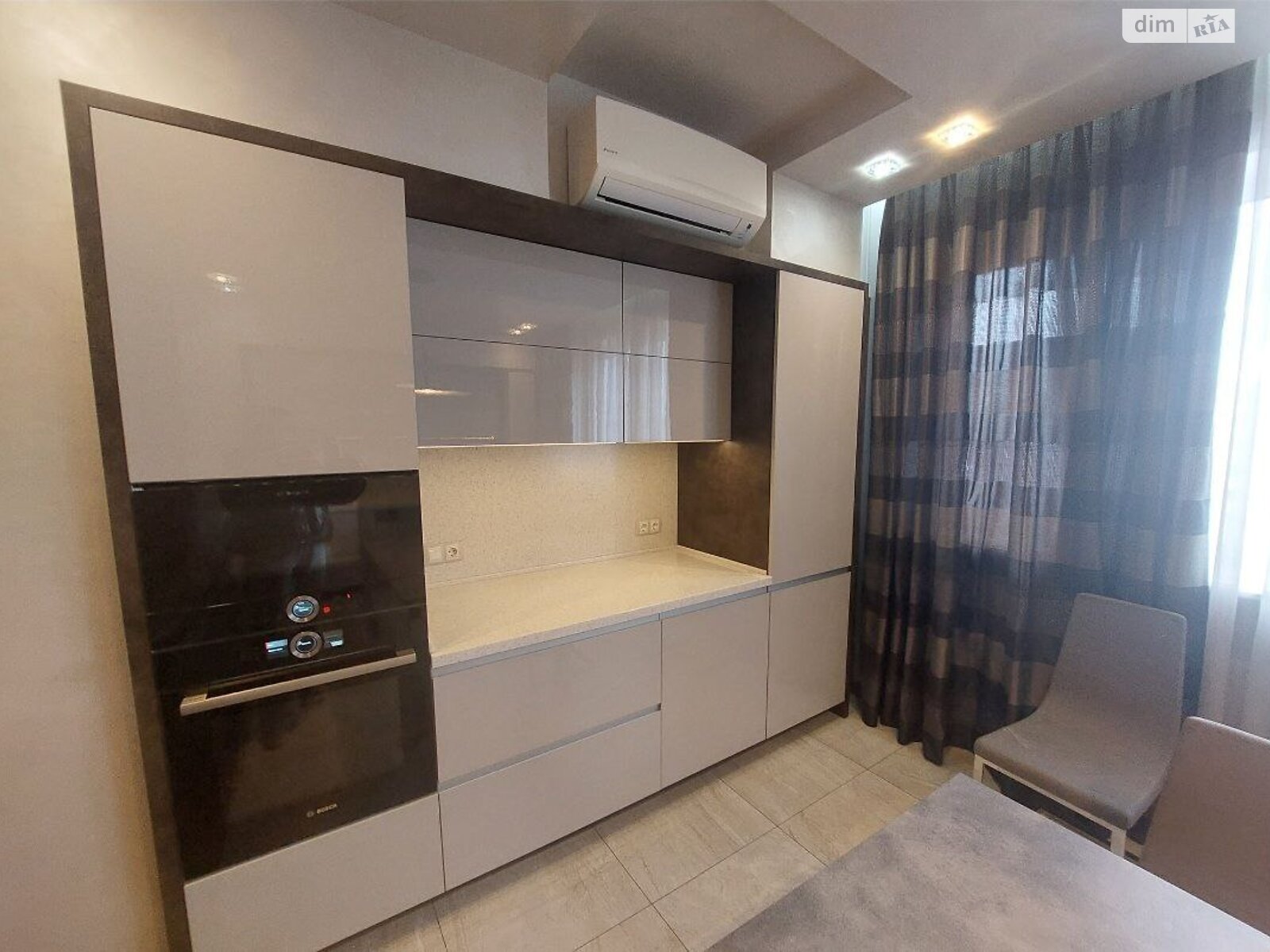 Продажа трехкомнатной квартиры в Харькове, на ул. Ярослава Мудрого 30А, район Шевченковский фото 1