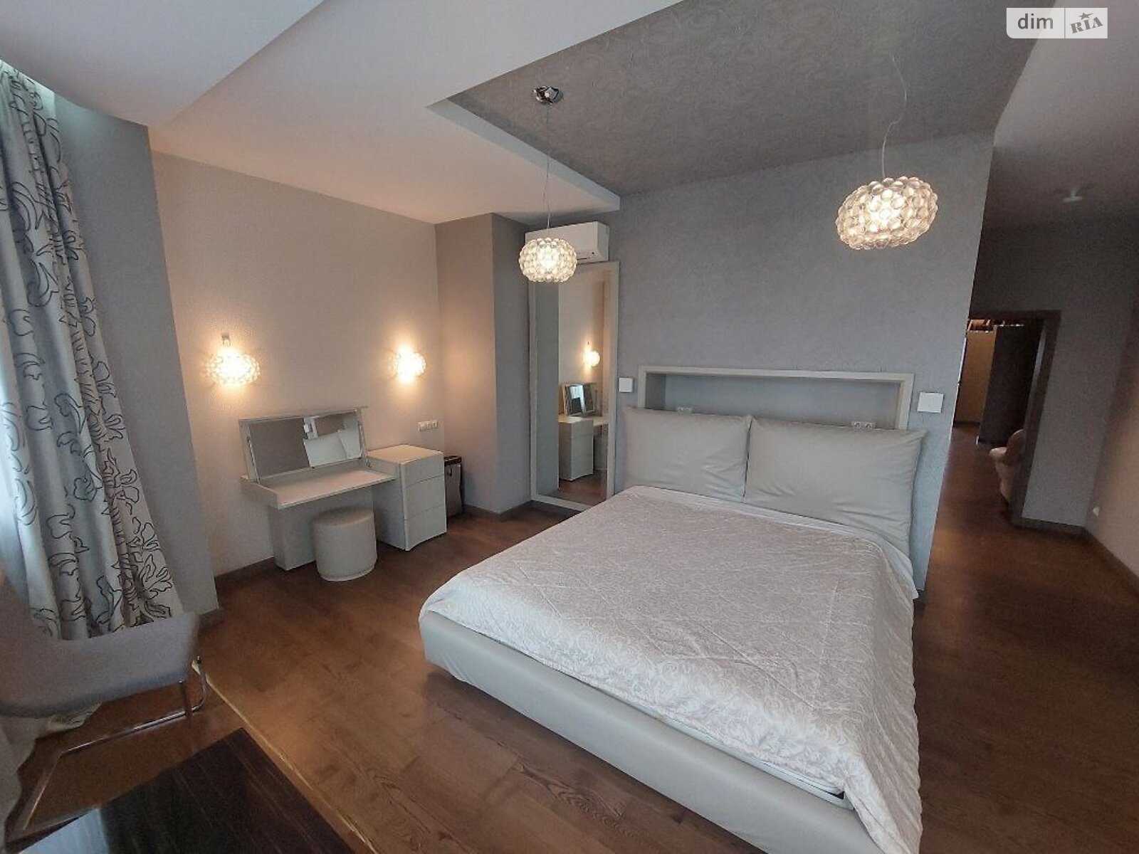 Продажа трехкомнатной квартиры в Харькове, на ул. Ярослава Мудрого 30А, район Шевченковский фото 1