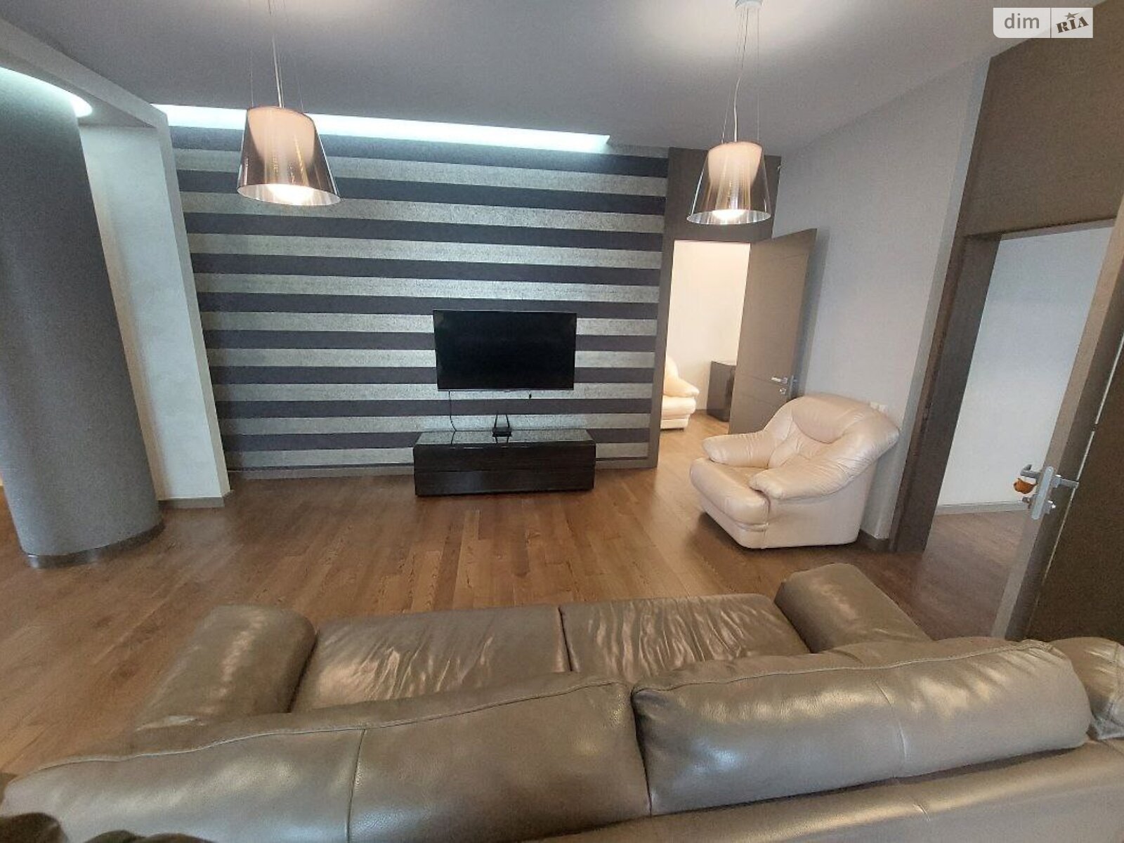 Продажа трехкомнатной квартиры в Харькове, на ул. Ярослава Мудрого 30А, район Шевченковский фото 1