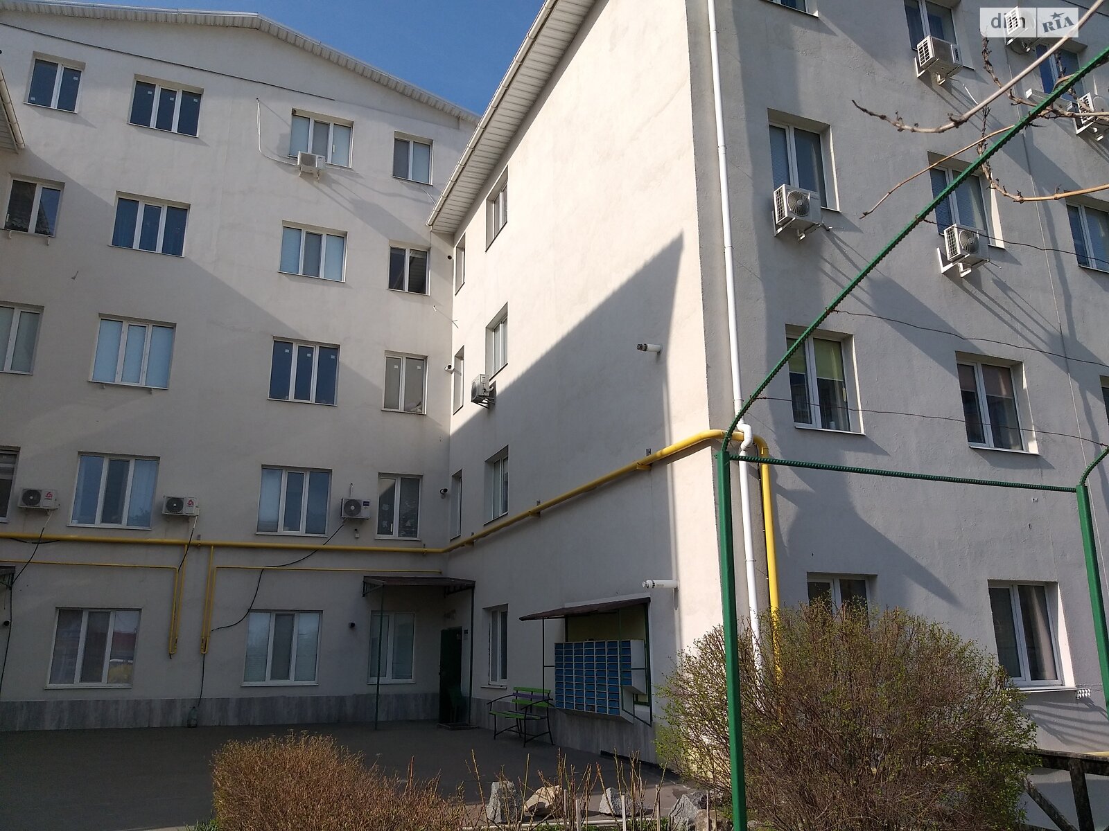 Продажа двухкомнатной квартиры в Харькове, на ул. Большая Кольцевая 4, район Индустриальный фото 1
