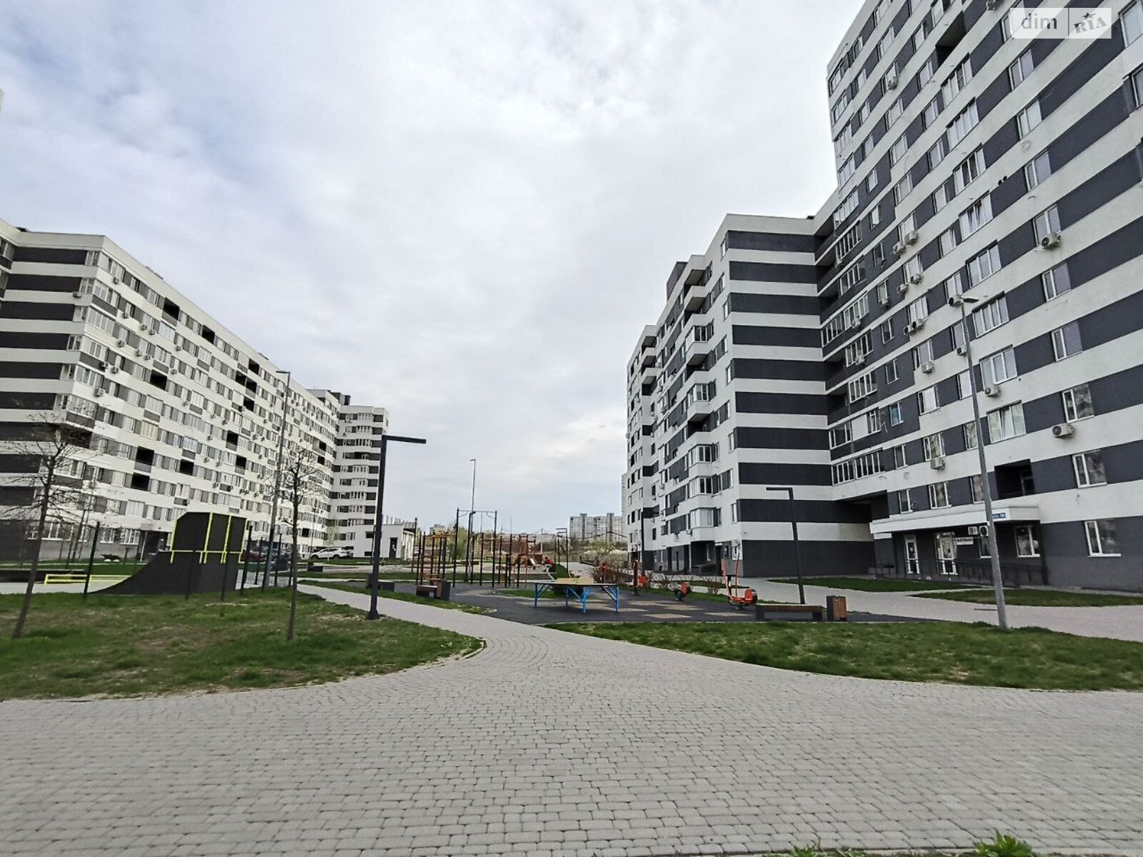 Продаж однокімнатної квартири в Харкові, на просп. Героїв Харкова 156, район Немишлянський фото 1 Продаж однокімнатної квартири в Харкові, на просп. Героїв Харкова 156, район Немишлянський фото 1
