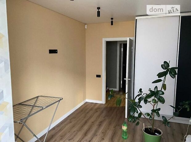 Продаж трикімнатної квартири в Харкові, на просп. Льва Ландау 52, район Немишлянський фото 1 Продаж трикімнатної квартири в Харкові, на просп. Льва Ландау 52, район Немишлянський фото 1