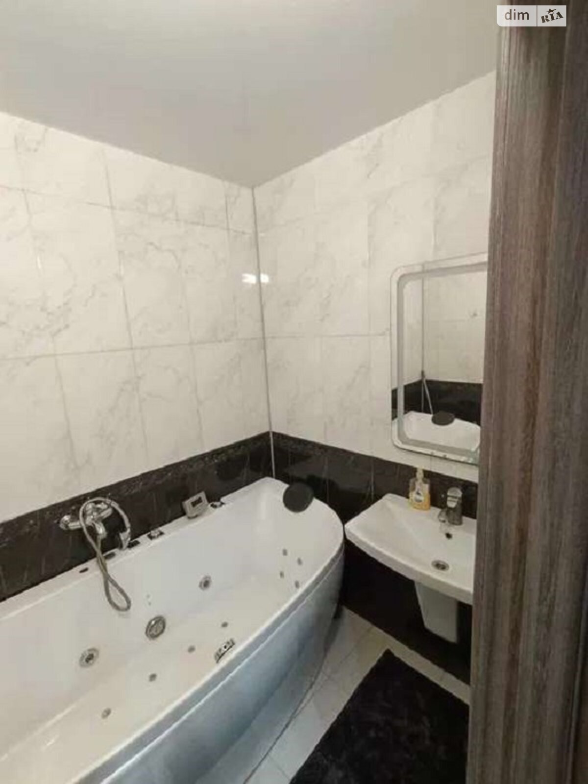Продажа двухкомнатной квартиры в Харькове, на ул. Тимирязева 28, район Новая Бавария фото 1 Продажа двухкомнатной квартиры в Харькове, на ул. Тимирязева 28, район Новая Бавария фото 1