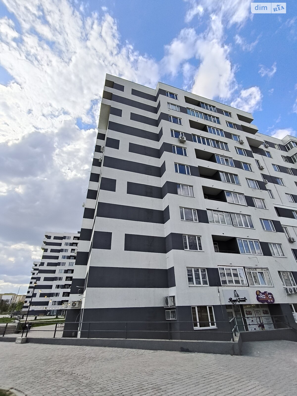 Продажа однокомнатной квартиры в Харькове, на просп. Героев Харькова 156, район undefined фото 1 Продажа однокомнатной квартиры в Харькове, на просп. Героев Харькова 156, район undefined фото 1