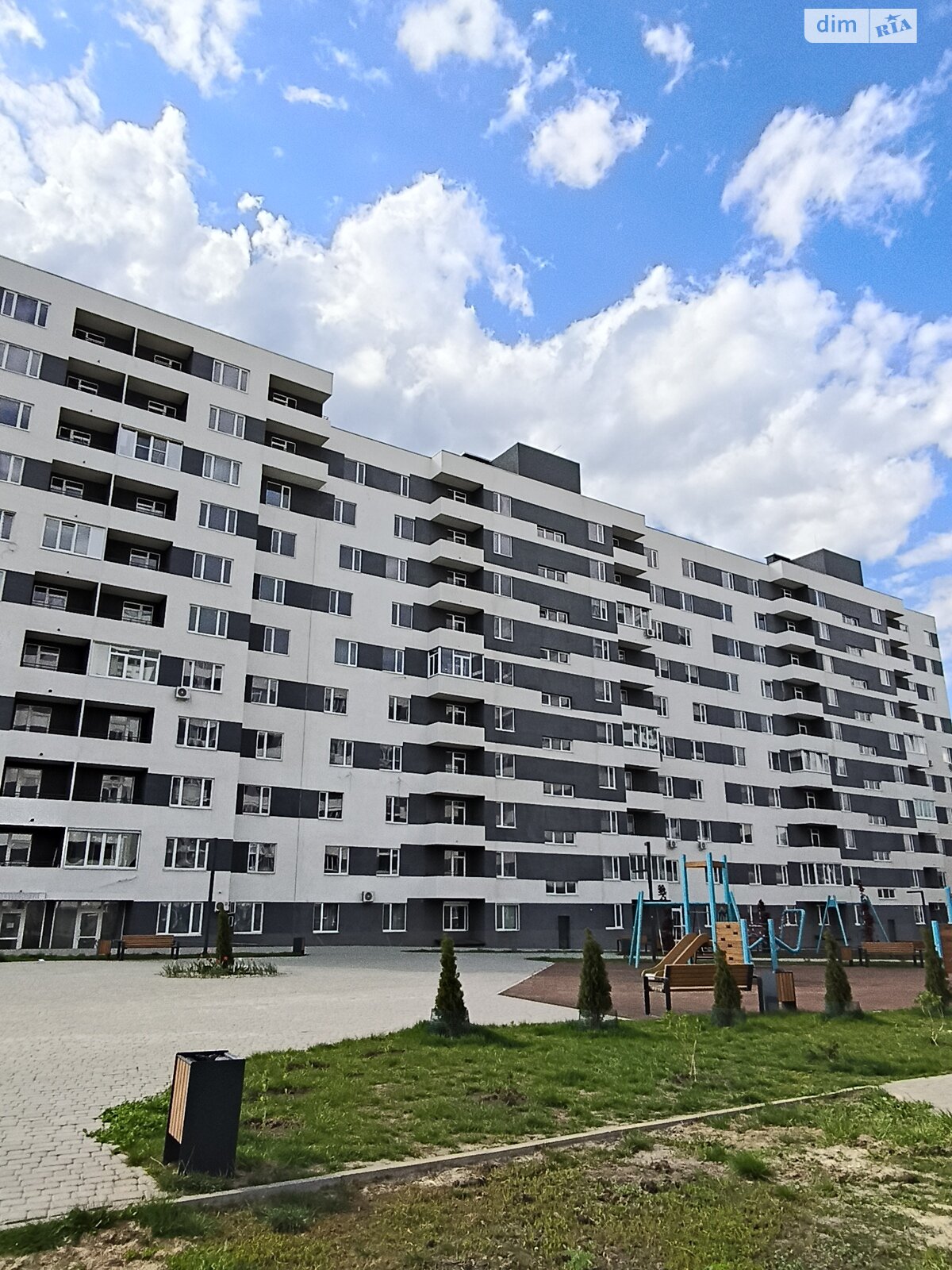 Продаж трикімнатної квартири в Харкові, на просп. Героїв Харкова 158, район undefined фото 1 Продаж трикімнатної квартири в Харкові, на просп. Героїв Харкова 158, район undefined фото 1