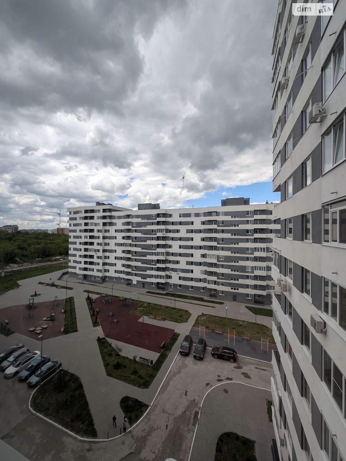 Продажа трехкомнатной квартиры в Харькове, на просп. Героев Харькова 158, район undefined фото 1 Продажа трехкомнатной квартиры в Харькове, на просп. Героев Харькова 158, район undefined фото 1