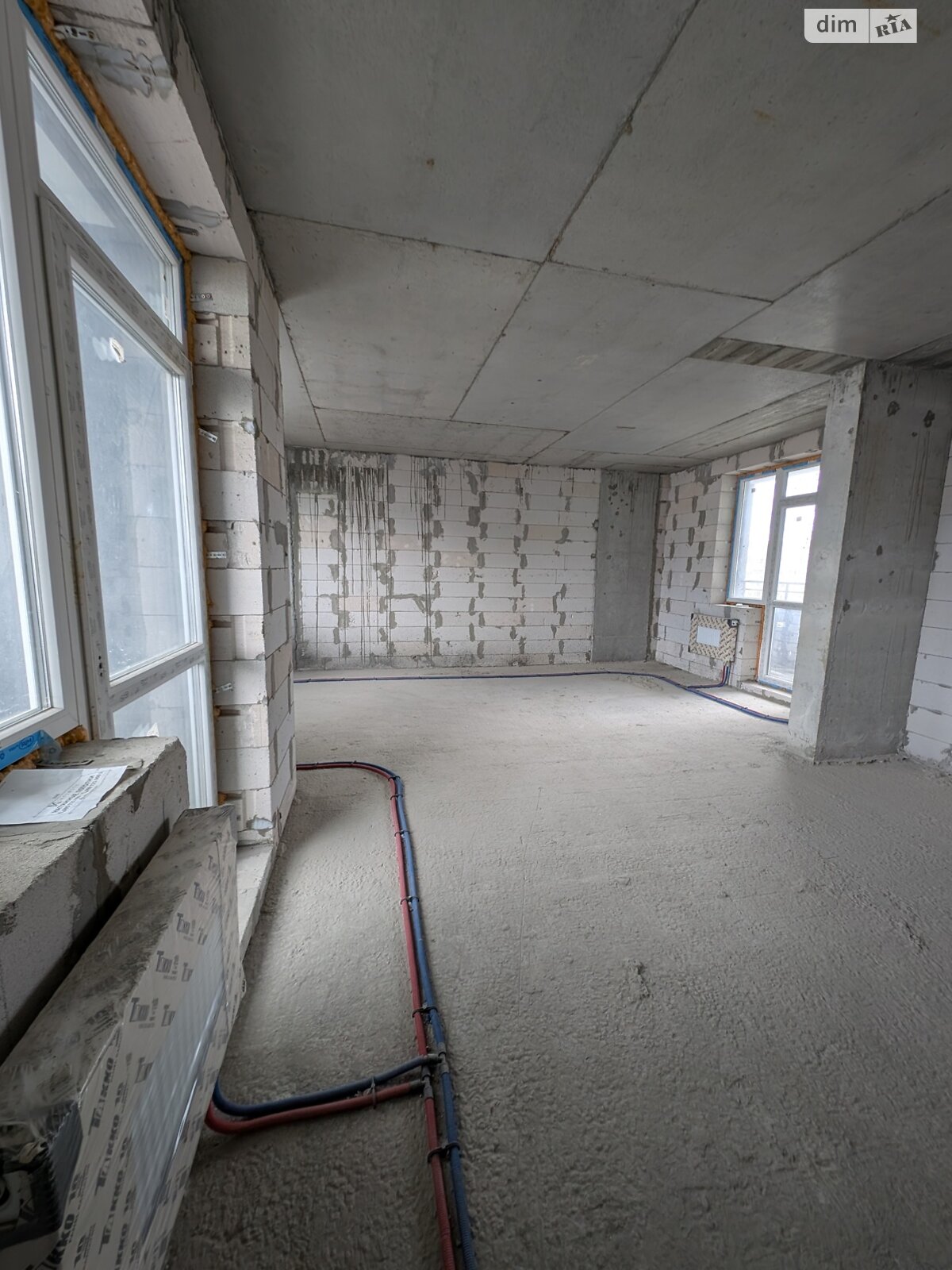 Продажа трехкомнатной квартиры в Харькове, на просп. Героев Харькова 158, район undefined фото 1 Продажа трехкомнатной квартиры в Харькове, на просп. Героев Харькова 158, район undefined фото 1