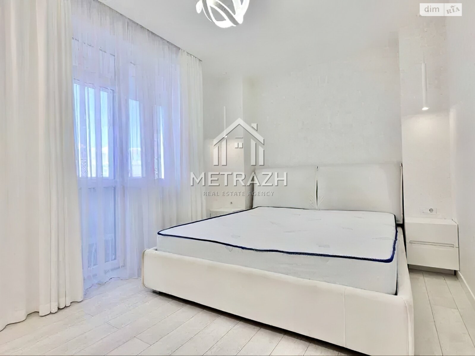 Продажа трехкомнатной квартиры в Харькове, на просп. Героев Харькова 162, район undefined фото 1 Продажа трехкомнатной квартиры в Харькове, на просп. Героев Харькова 162, район undefined фото 1