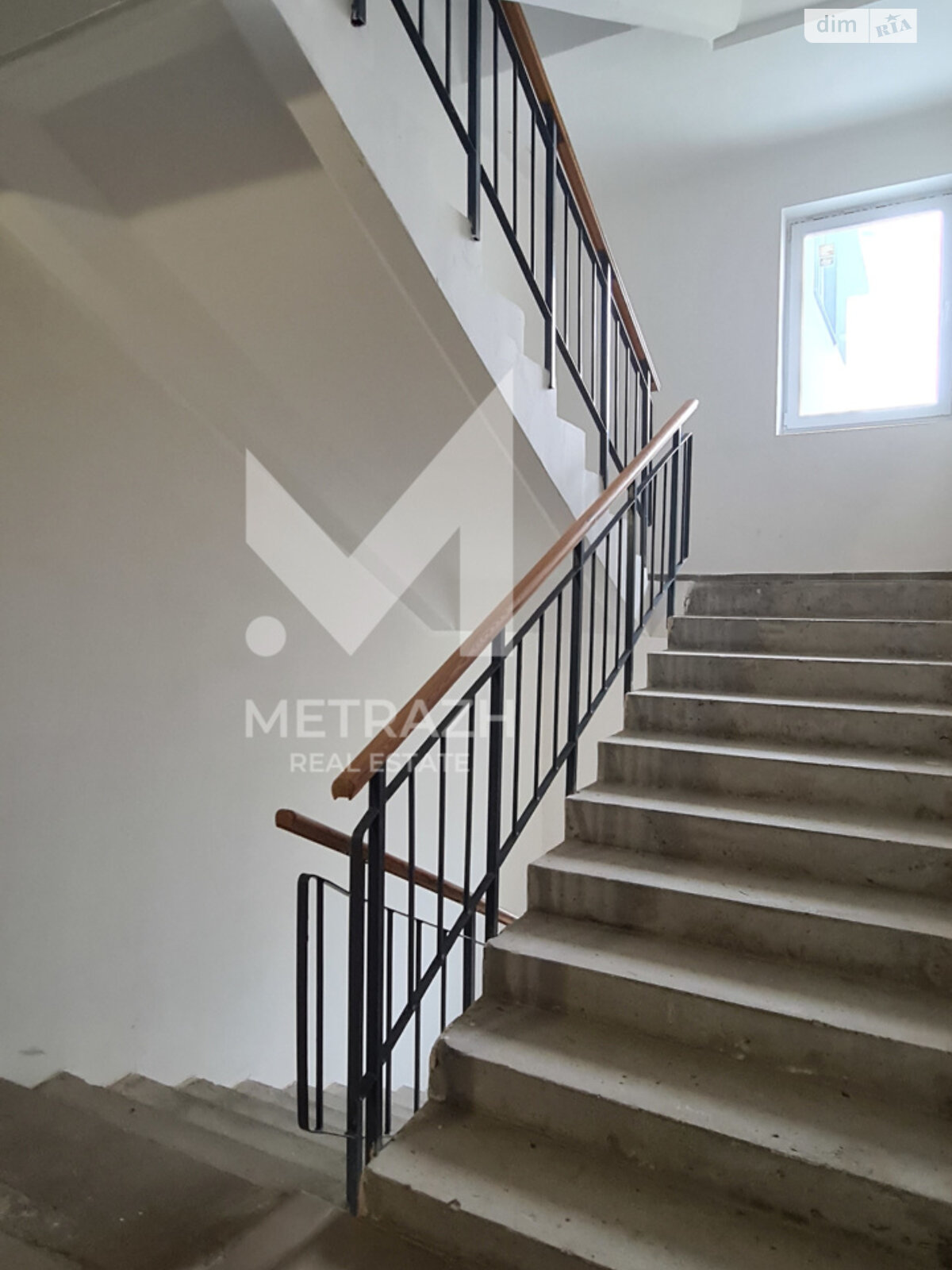 Продажа однокомнатной квартиры в Харькове, на просп. Героев Харькова 162, фото 1 Продажа однокомнатной квартиры в Харькове, на просп. Героев Харькова 162, фото 1