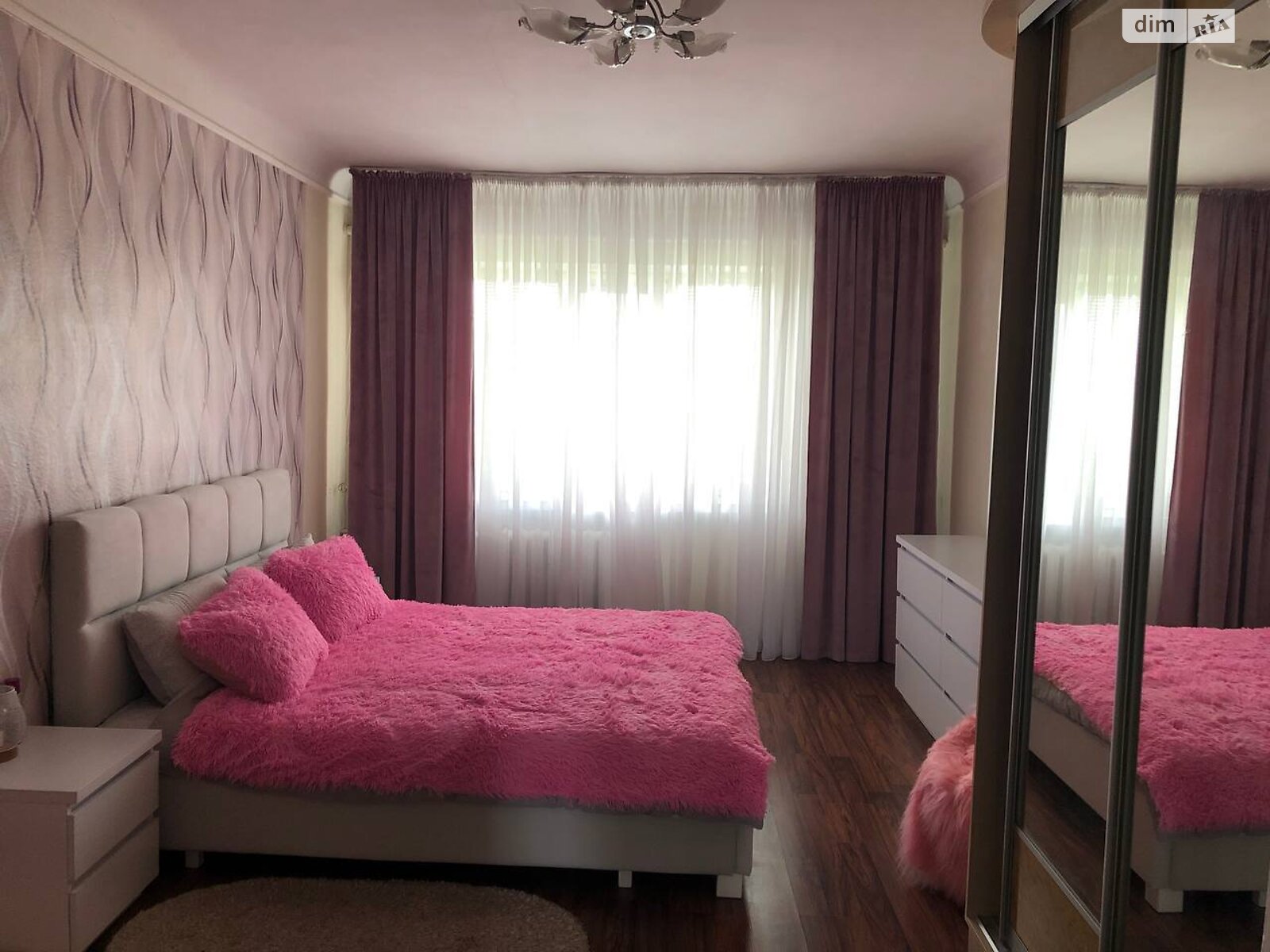 Продаж чотирикімнатної квартири в Харкові, на вул. Харківських Дивізій 17, район undefined фото 1 Продаж чотирикімнатної квартири в Харкові, на вул. Харківських Дивізій 17, район undefined фото 1