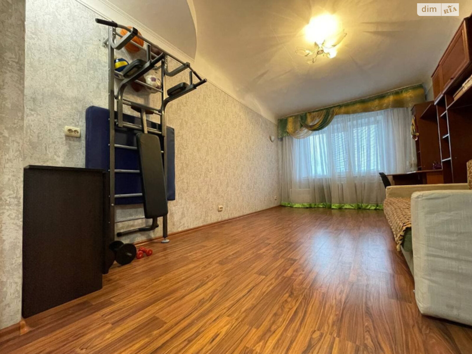 Продаж чотирикімнатної квартири в Харкові, на вул. Харківських Дивізій 17, район undefined фото 1 Продаж чотирикімнатної квартири в Харкові, на вул. Харківських Дивізій 17, район undefined фото 1