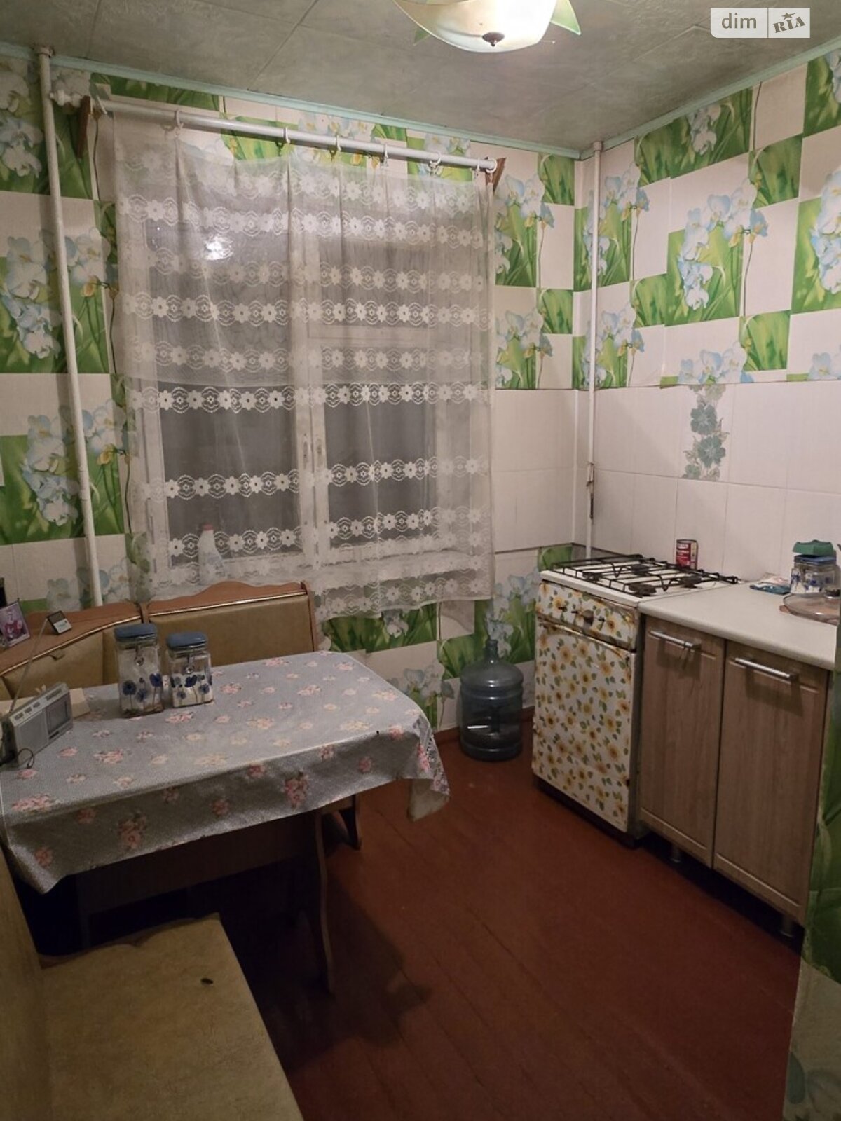 Продажа трехкомнатной квартиры в Харькове, на бул. Жасминовый, район Слободской фото 1 Продажа трехкомнатной квартиры в Харькове, на бул. Жасминовый, район Слободской фото 1