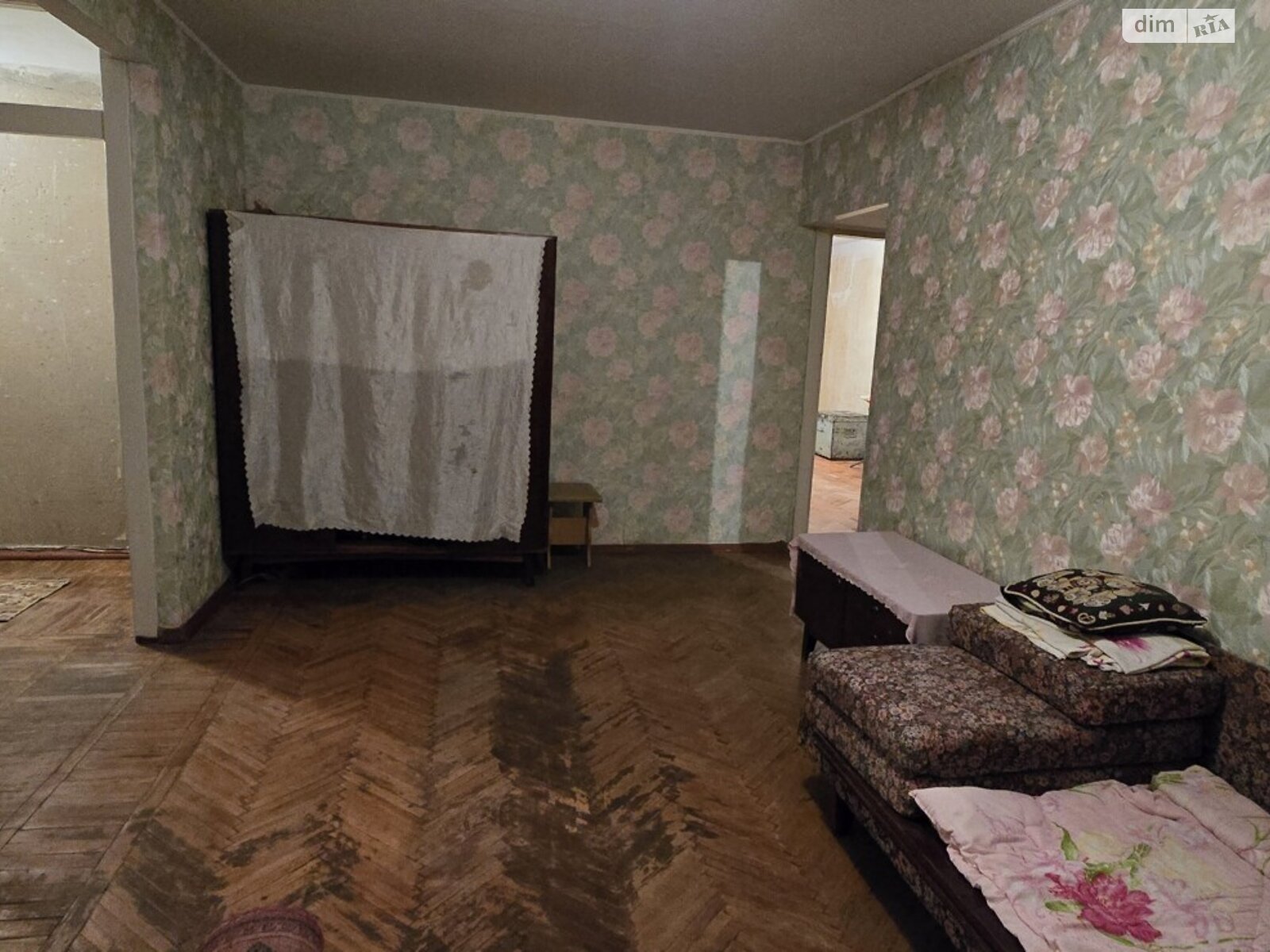 Продажа трехкомнатной квартиры в Харькове, на бул. Жасминовый, район Слободской фото 1 Продажа трехкомнатной квартиры в Харькове, на бул. Жасминовый, район Слободской фото 1