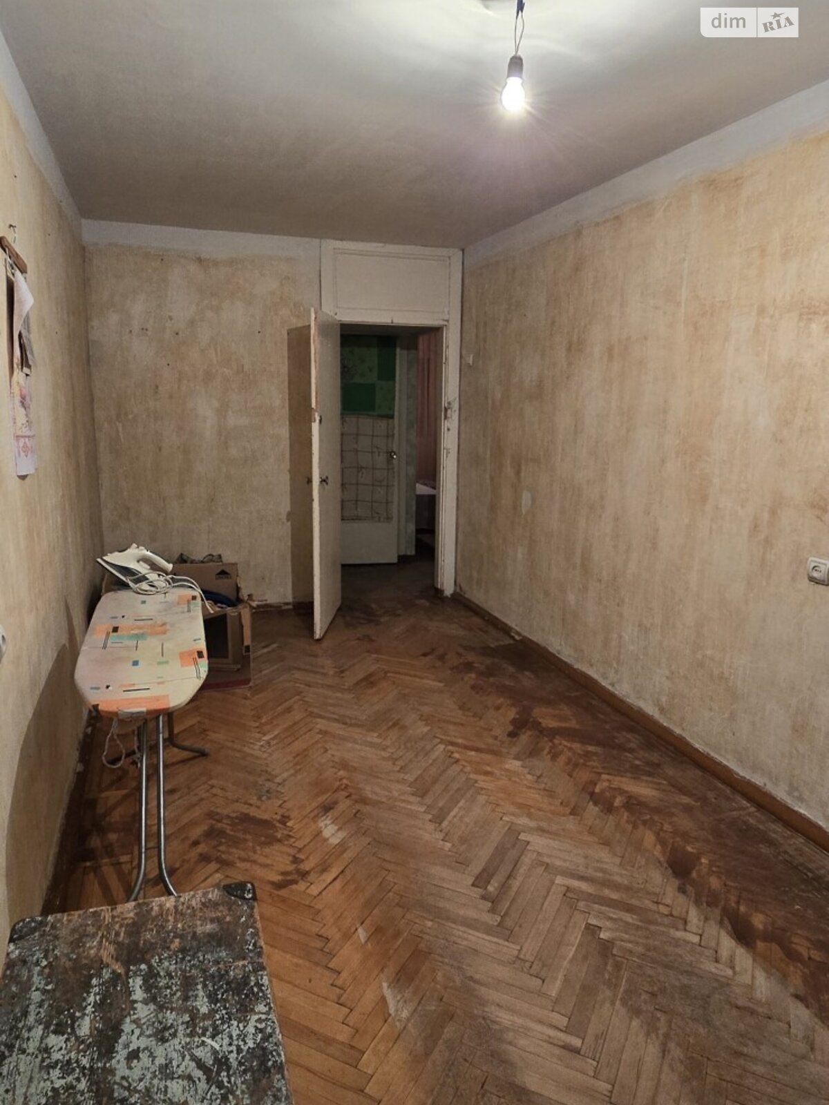 Продажа трехкомнатной квартиры в Харькове, на бул. Жасминовый, район Слободской фото 1 Продажа трехкомнатной квартиры в Харькове, на бул. Жасминовый, район Слободской фото 1