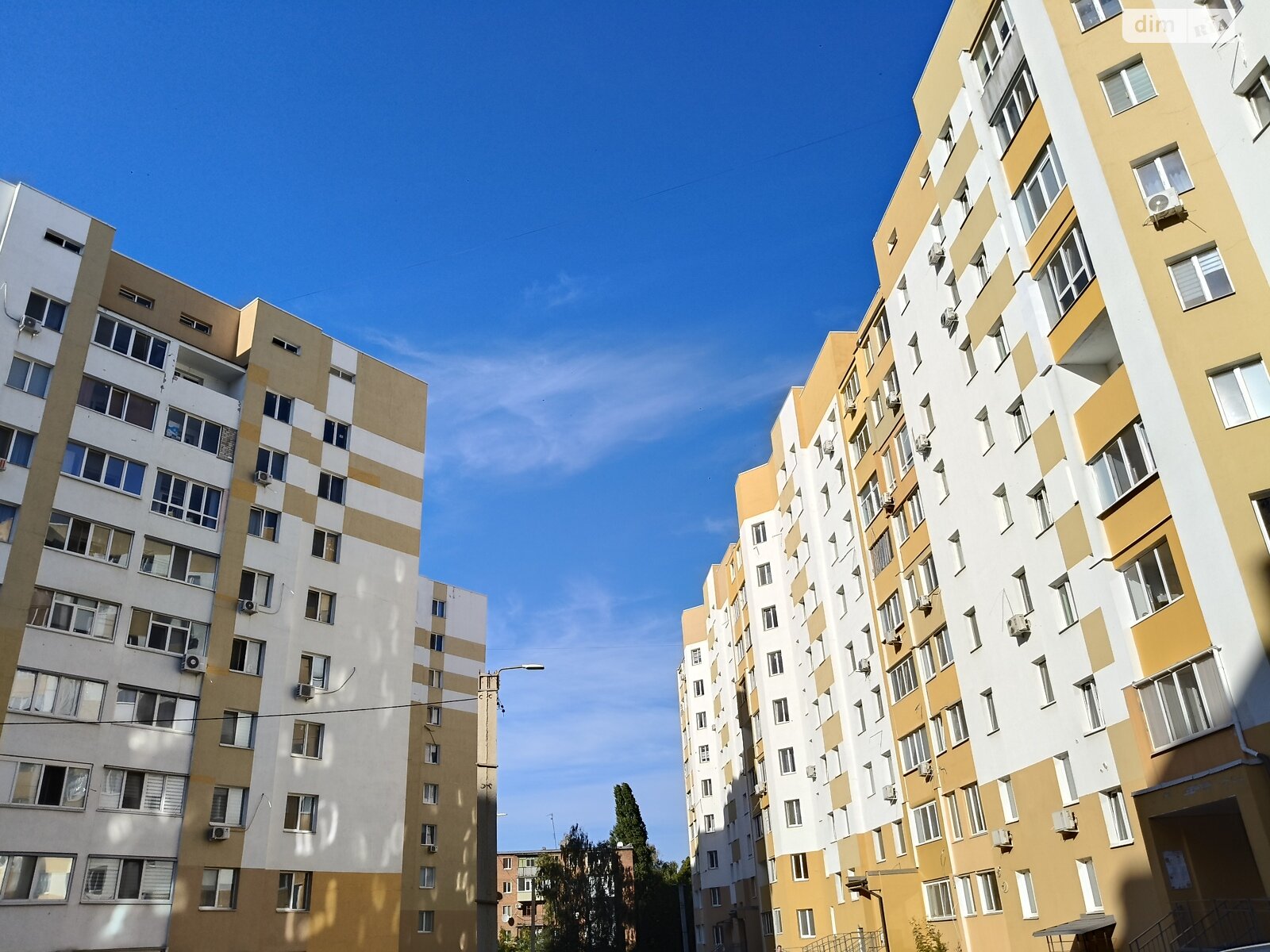 Продаж однокімнатної квартири в Харкові, на просп. Льва Ландау 52А, район undefined фото 1 Продаж однокімнатної квартири в Харкові, на просп. Льва Ландау 52А, район undefined фото 1