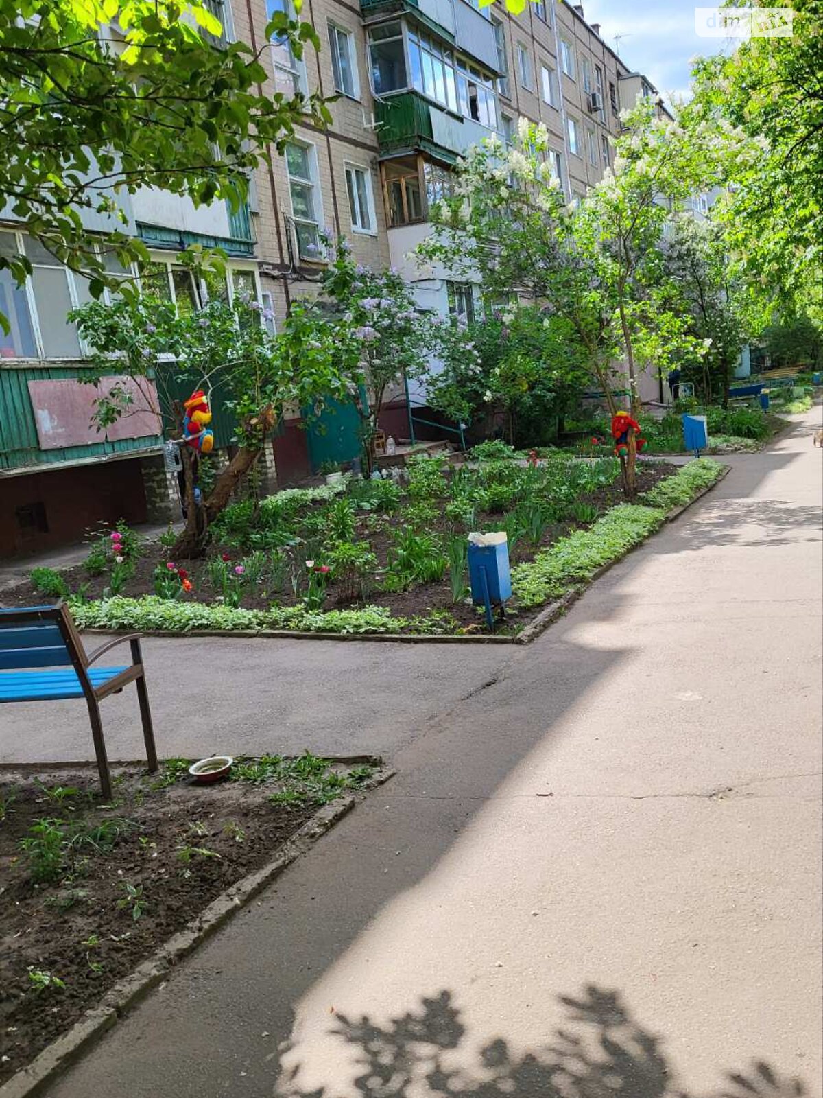 Продаж трикімнатної квартири в Харкові, на вул. Ньютона 123, фото 1 Продаж трикімнатної квартири в Харкові, на вул. Ньютона 123, фото 1