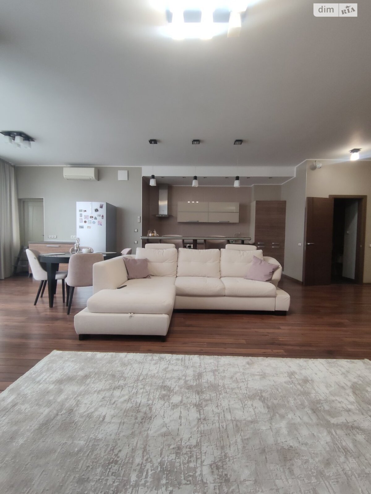 Продажа трехкомнатной квартиры в Харькове, на ул. Олимпийская 10Б, район undefined фото 1