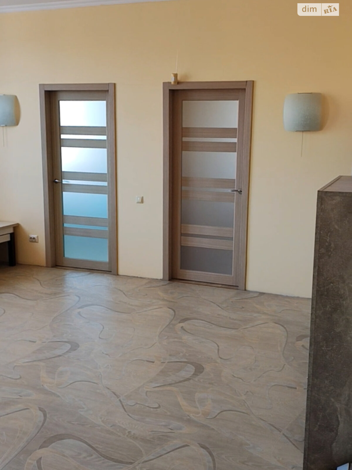 Продаж трикімнатної квартири в Харкові, на вул. Дмитрівська 19 корпус 2, район Новобаварський фото 1