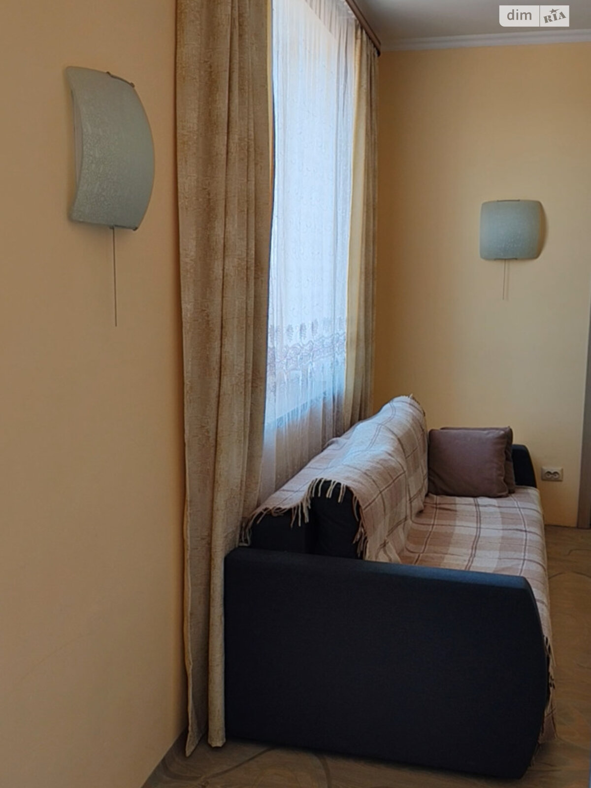 Продаж трикімнатної квартири в Харкові, на вул. Дмитрівська 19 корпус 2, район Новобаварський фото 1