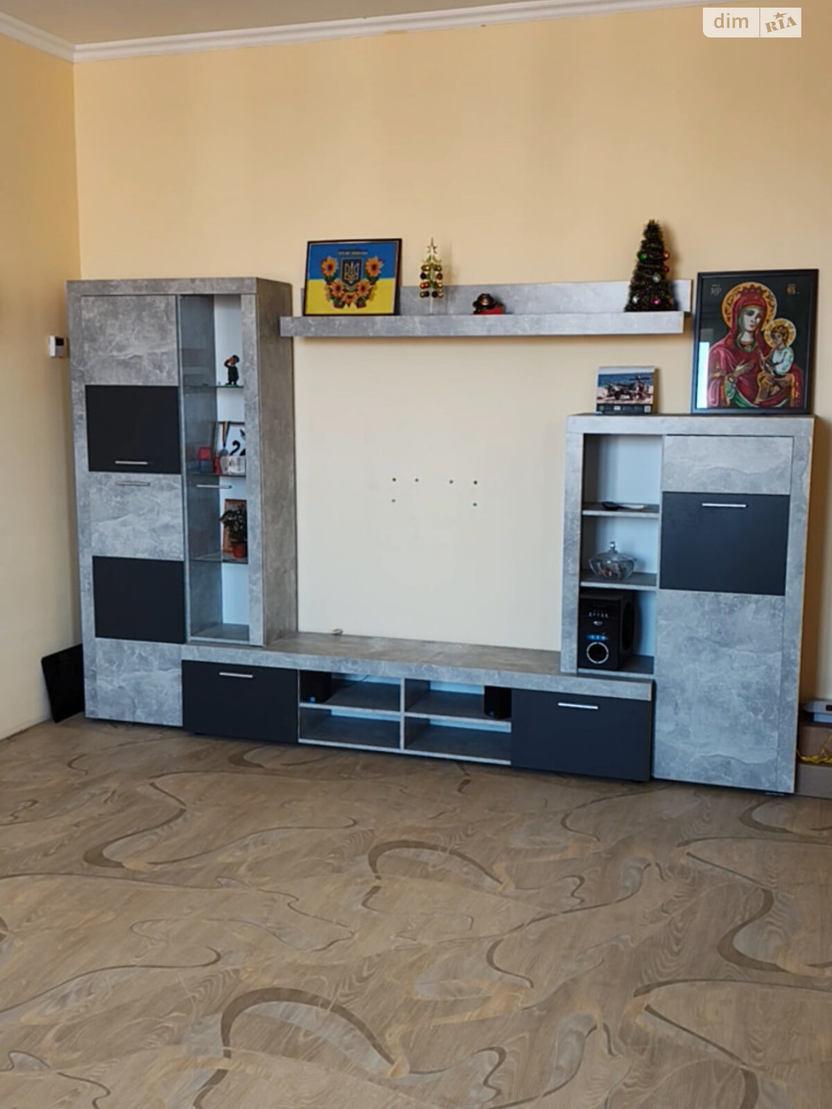 Продаж трикімнатної квартири в Харкові, на вул. Дмитрівська 19 корпус 2, район Новобаварський фото 1