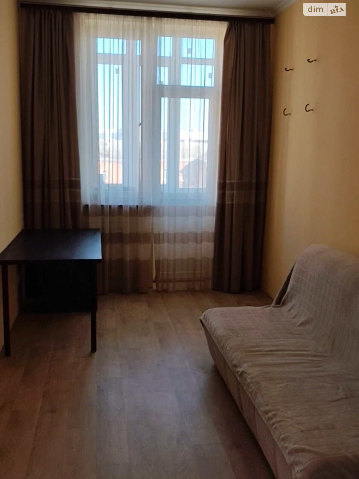 Продаж трикімнатної квартири в Харкові, на вул. Дмитрівська 19 корпус 2, район Новобаварський фото 1