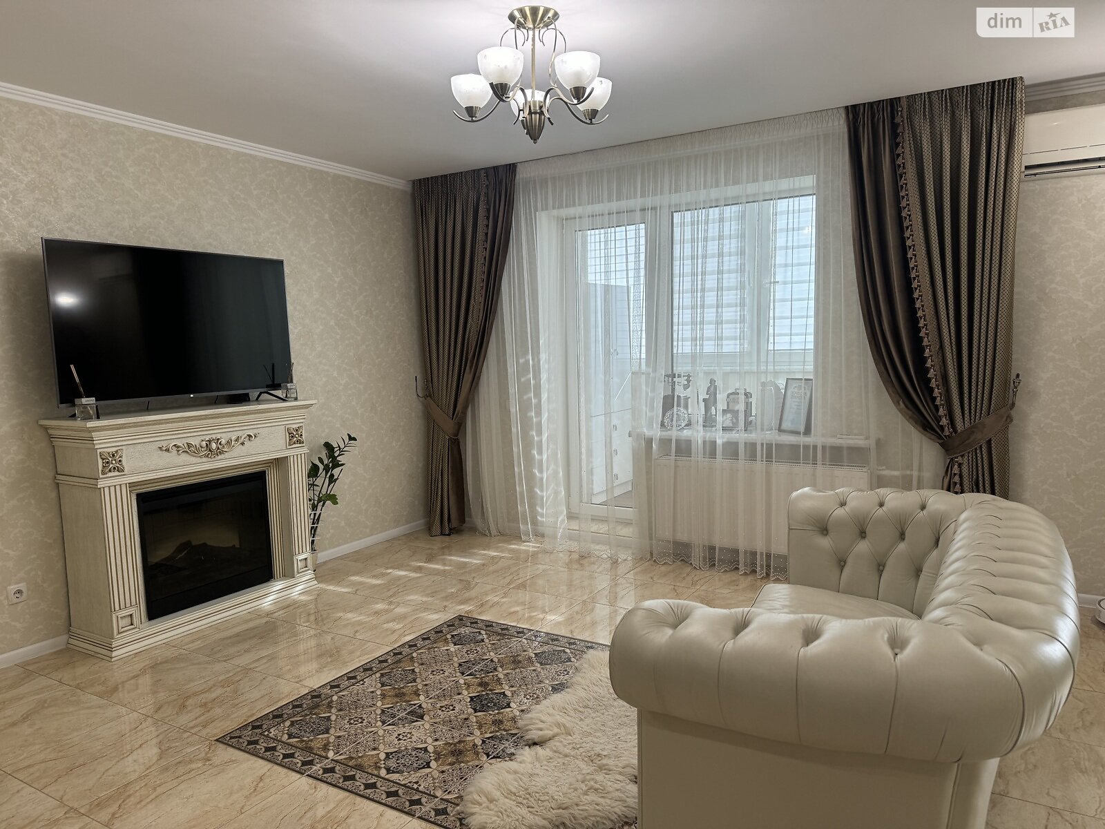 Продаж трикімнатної квартири в Харкові, на вул. Свинаренка Петра 18, район Новобаварський фото 1 Продаж трикімнатної квартири в Харкові, на вул. Свинаренка Петра 18, район Новобаварський фото 1