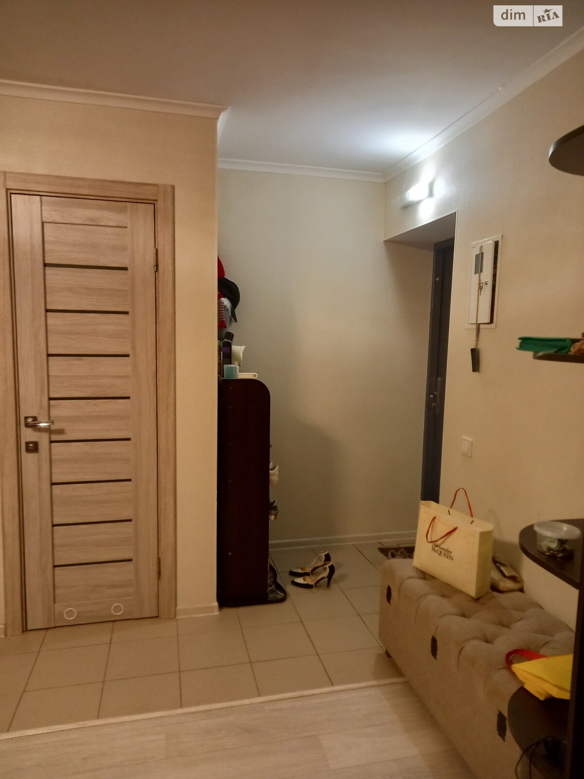Продаж двокімнатної квартири в Харкові, на вул. Бригади Хартія 20, район Нові Дома фото 1 Продаж двокімнатної квартири в Харкові, на вул. Бригади Хартія 20, район Нові Дома фото 1