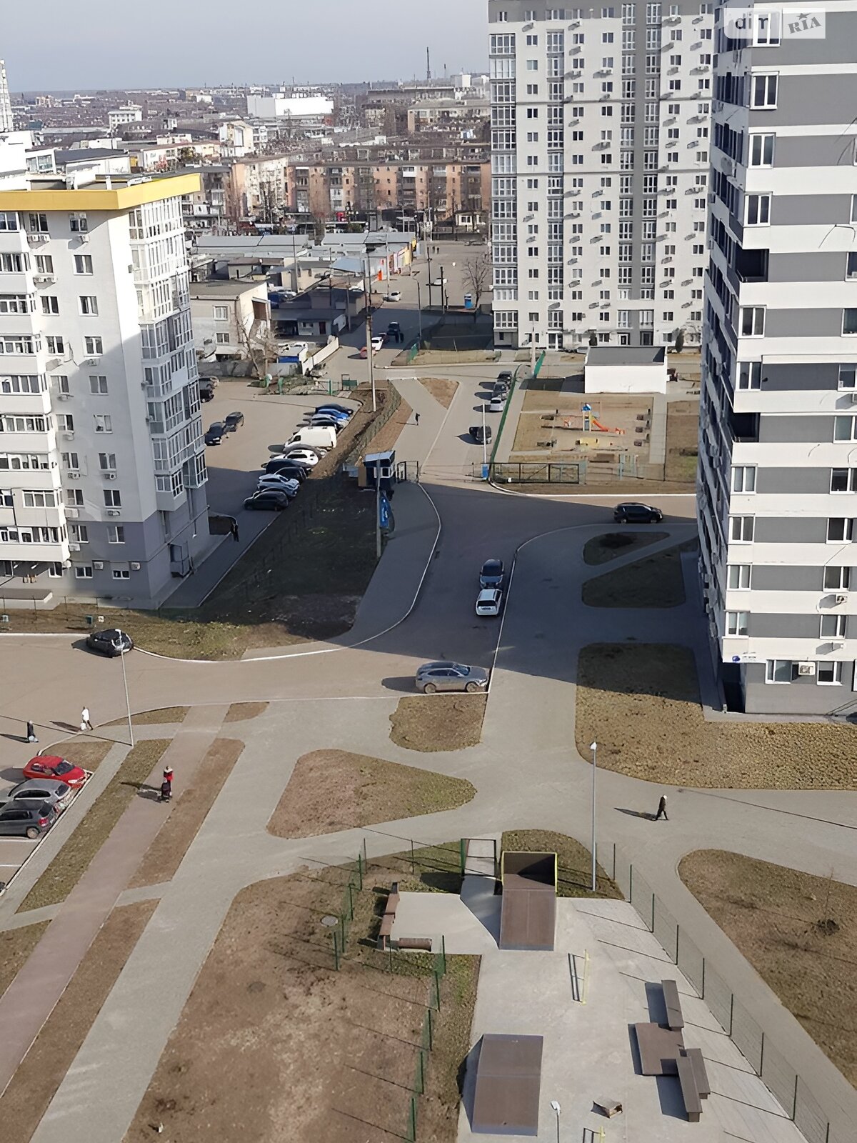 Продажа трехкомнатной квартиры в Харькове, на просп. Героев Харькова, район Новые Дома фото 1 Продажа трехкомнатной квартиры в Харькове, на просп. Героев Харькова, район Новые Дома фото 1