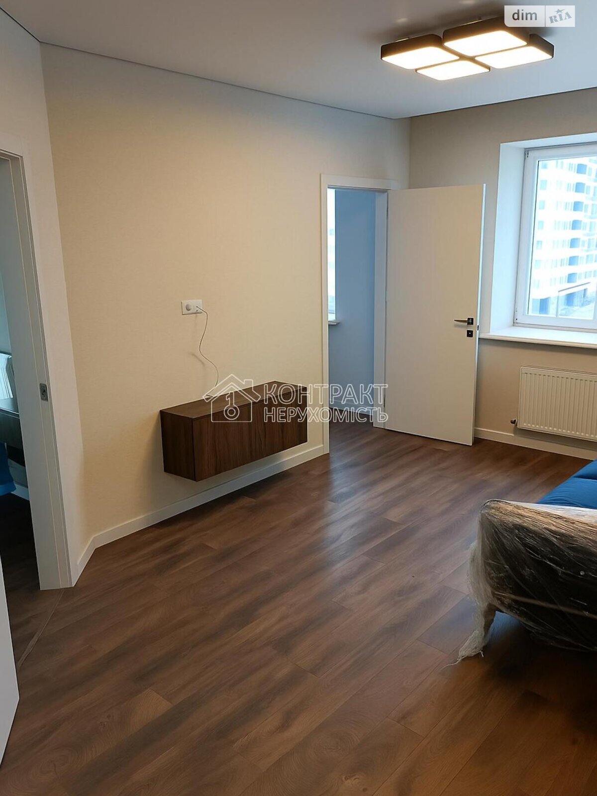 Продажа трехкомнатной квартиры в Харькове, на просп. Героев Харькова, район Новые Дома фото 1