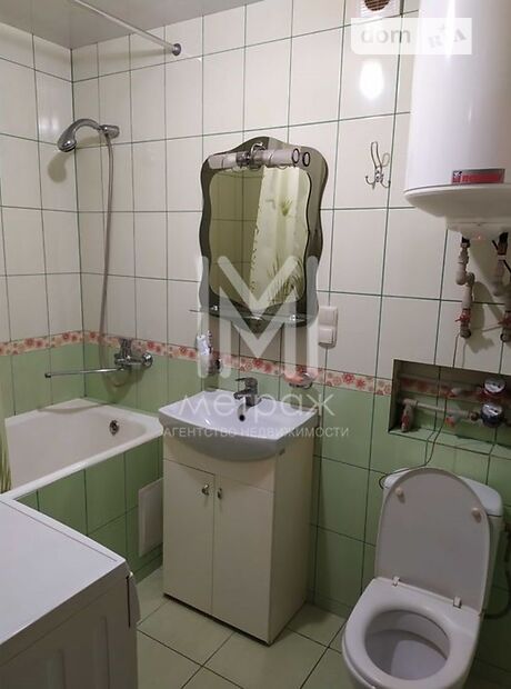 Продажа трехкомнатной квартиры в Харькове, на ул. Ньютона, район Новые Дома фото 1 Продажа трехкомнатной квартиры в Харькове, на ул. Ньютона, район Новые Дома фото 1