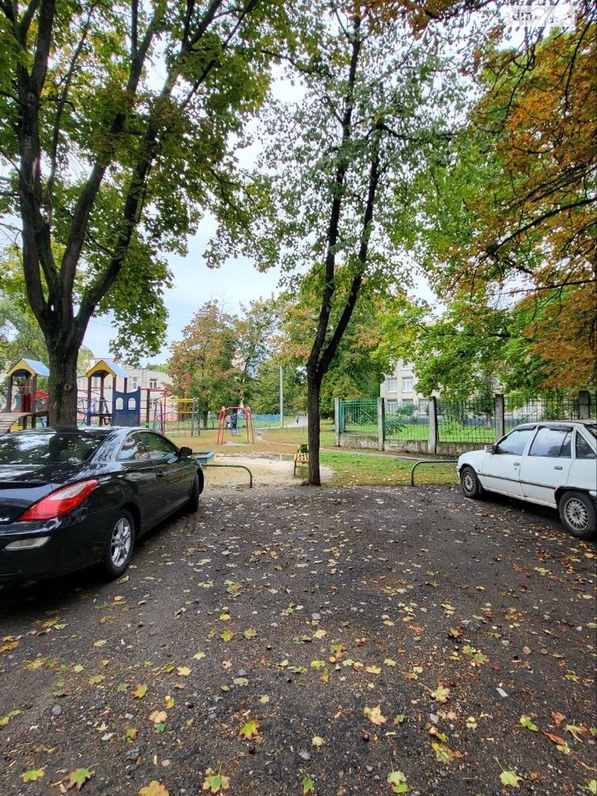 Продажа трехкомнатной квартиры в Харькове, на ул. Садовопарковая 8, район Новые Дома фото 1