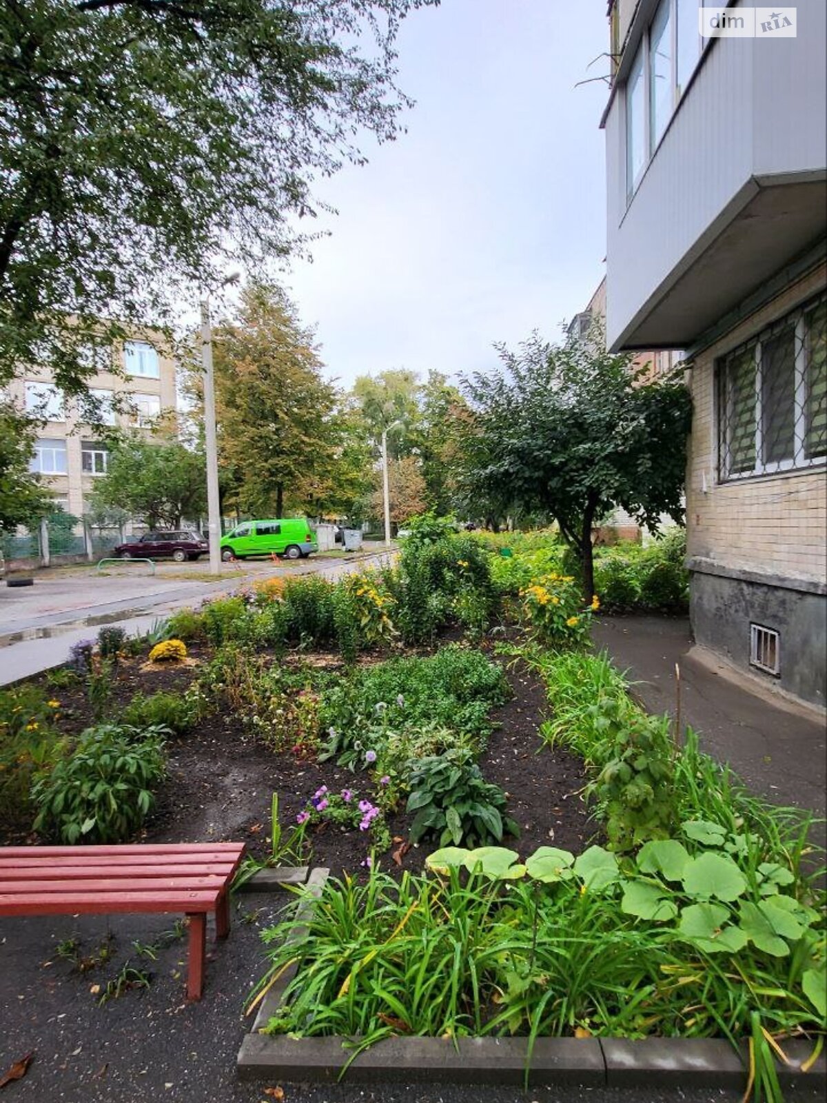 Продажа трехкомнатной квартиры в Харькове, на ул. Садовопарковая 8, район Новые Дома фото 1