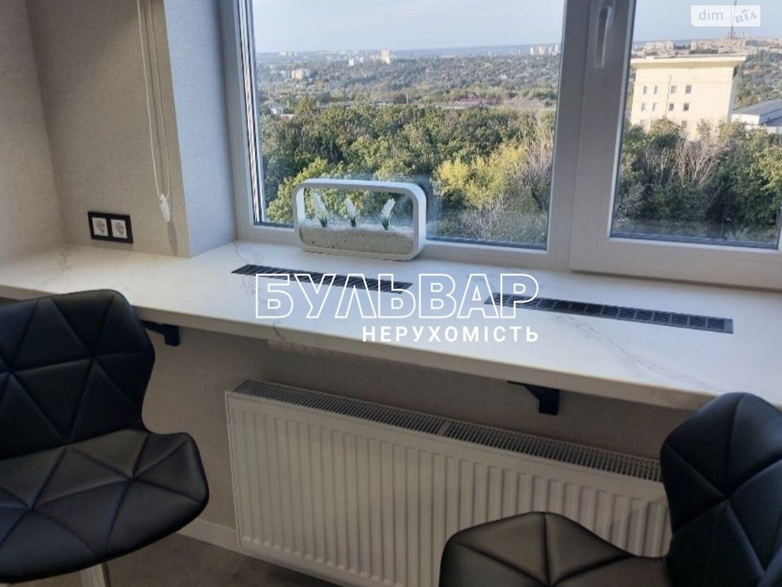 Продажа трехкомнатной квартиры в Харькове, на просп. Героев Харькова 158, фото 1 Продажа трехкомнатной квартиры в Харькове, на просп. Героев Харькова 158, фото 1