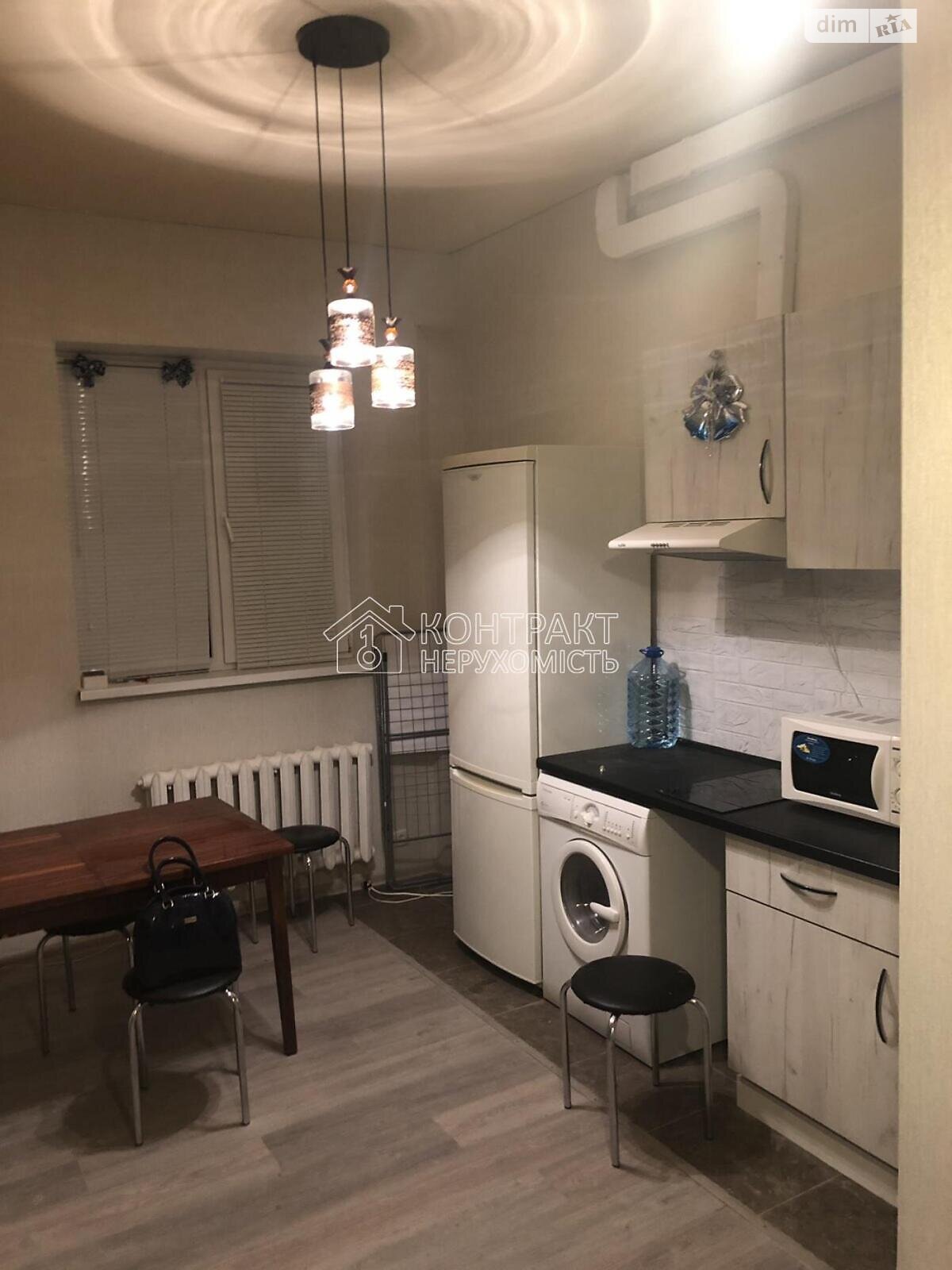 Продаж однокімнатної квартири в Харкові, на просп. Льва Ландау 16, фото 1