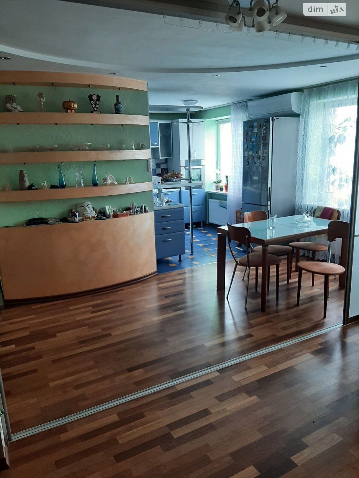 Продажа трехкомнатной квартиры в Харькове, на просп. Льва Ландау 16, фото 1 Продажа трехкомнатной квартиры в Харькове, на просп. Льва Ландау 16, фото 1