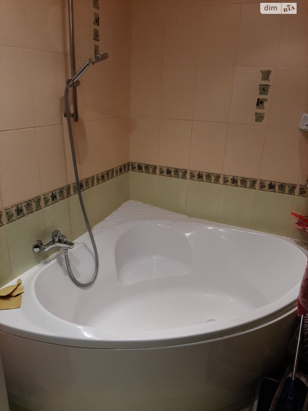Продажа трехкомнатной квартиры в Харькове, на просп. Льва Ландау 16, фото 1 Продажа трехкомнатной квартиры в Харькове, на просп. Льва Ландау 16, фото 1