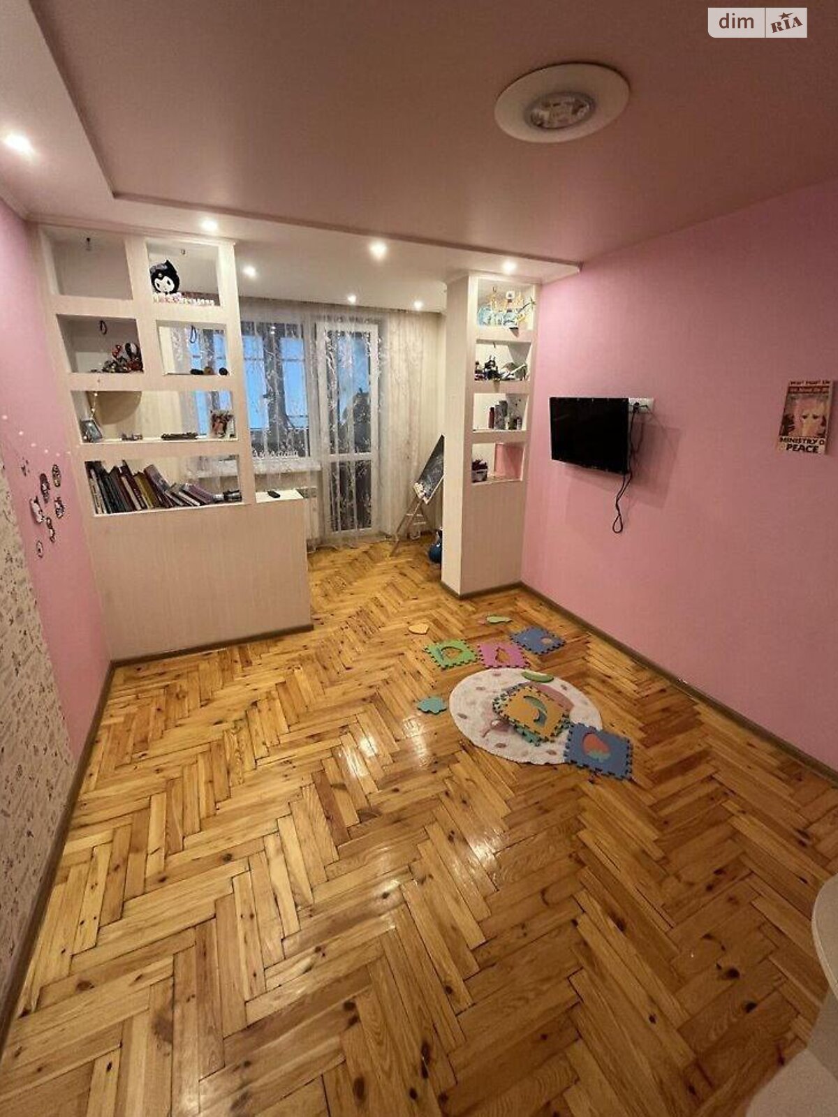 Продажа трехкомнатной квартиры в Харькове, на пер. Танкопия, район Новые Дома фото 1 Продажа трехкомнатной квартиры в Харькове, на пер. Танкопия, район Новые Дома фото 1
