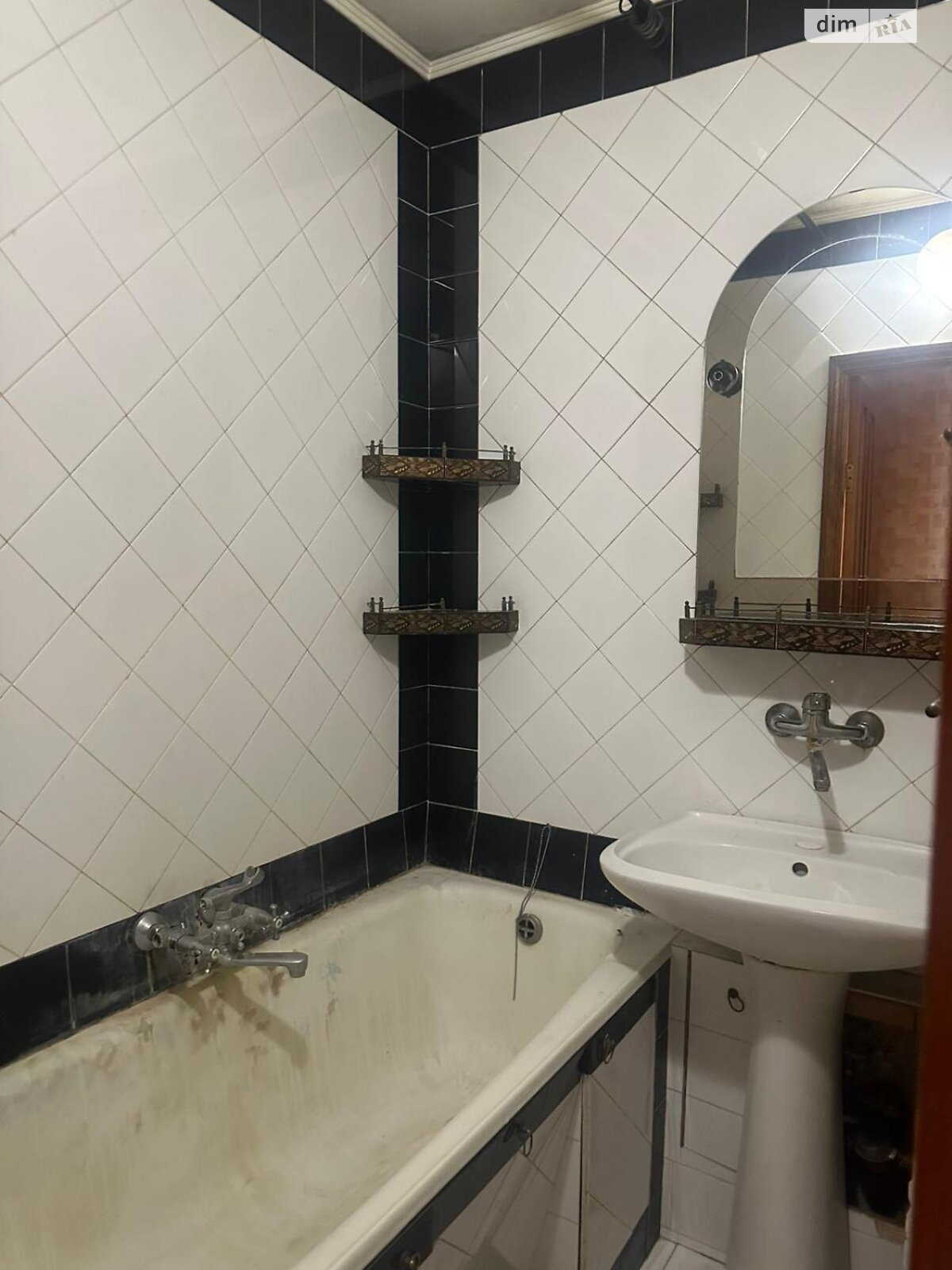 Продажа трехкомнатной квартиры в Харькове, на просп. Аэрокосмический 174/8, район Одесская фото 1